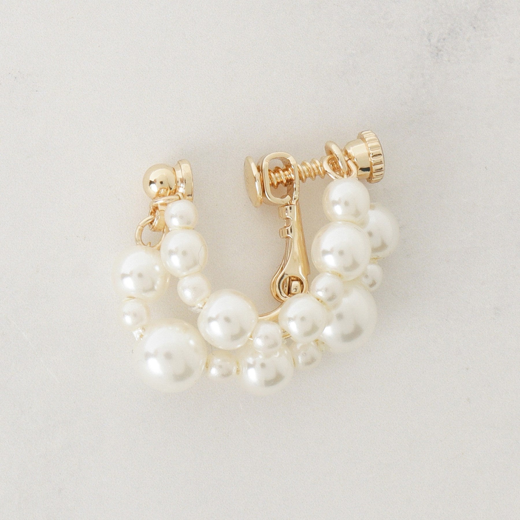 グローブ grove メニーパール調イヤリング （ゴールド(007)） ゴールド(007)