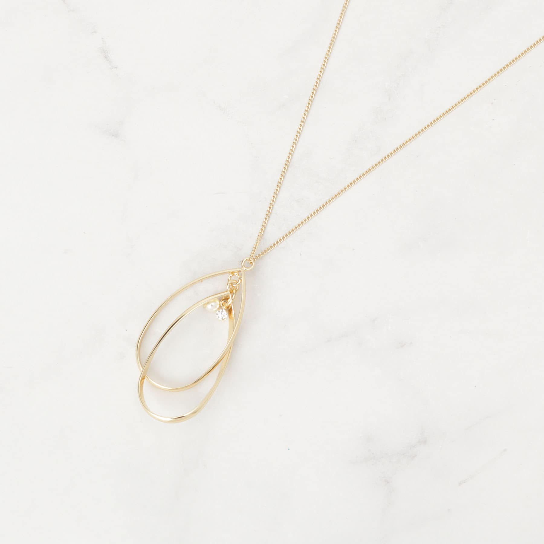 グローブ grove ツイストダブルオーバルパール調ネックレス （ゴールド(007)） ゴールド(007)