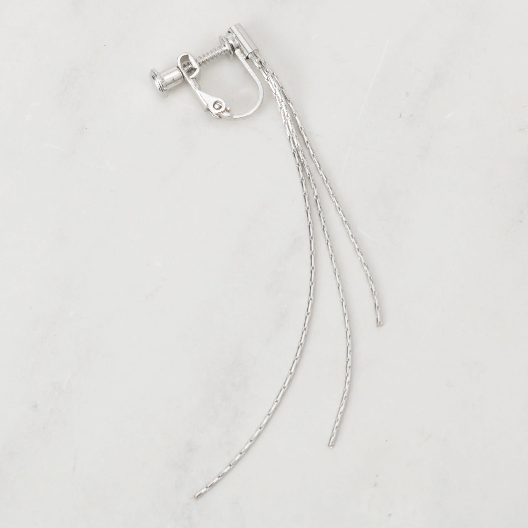 グローブ grove しゃらしゃらチェーンイヤリング （シルバー(006)） シルバー(006)