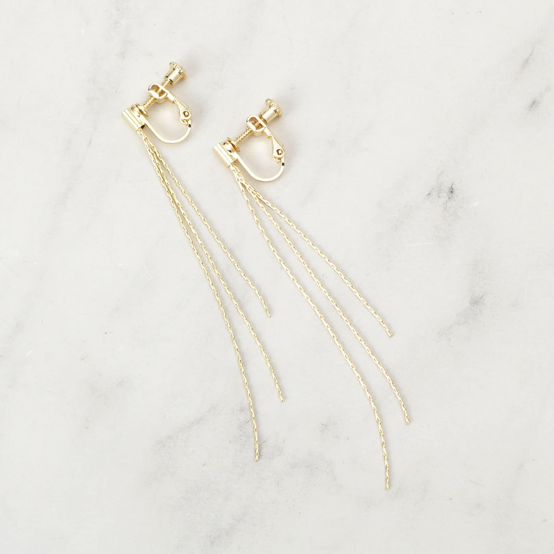 グローブ grove しゃらしゃらチェーンイヤリング （ゴールド(007)） ゴールド(007)