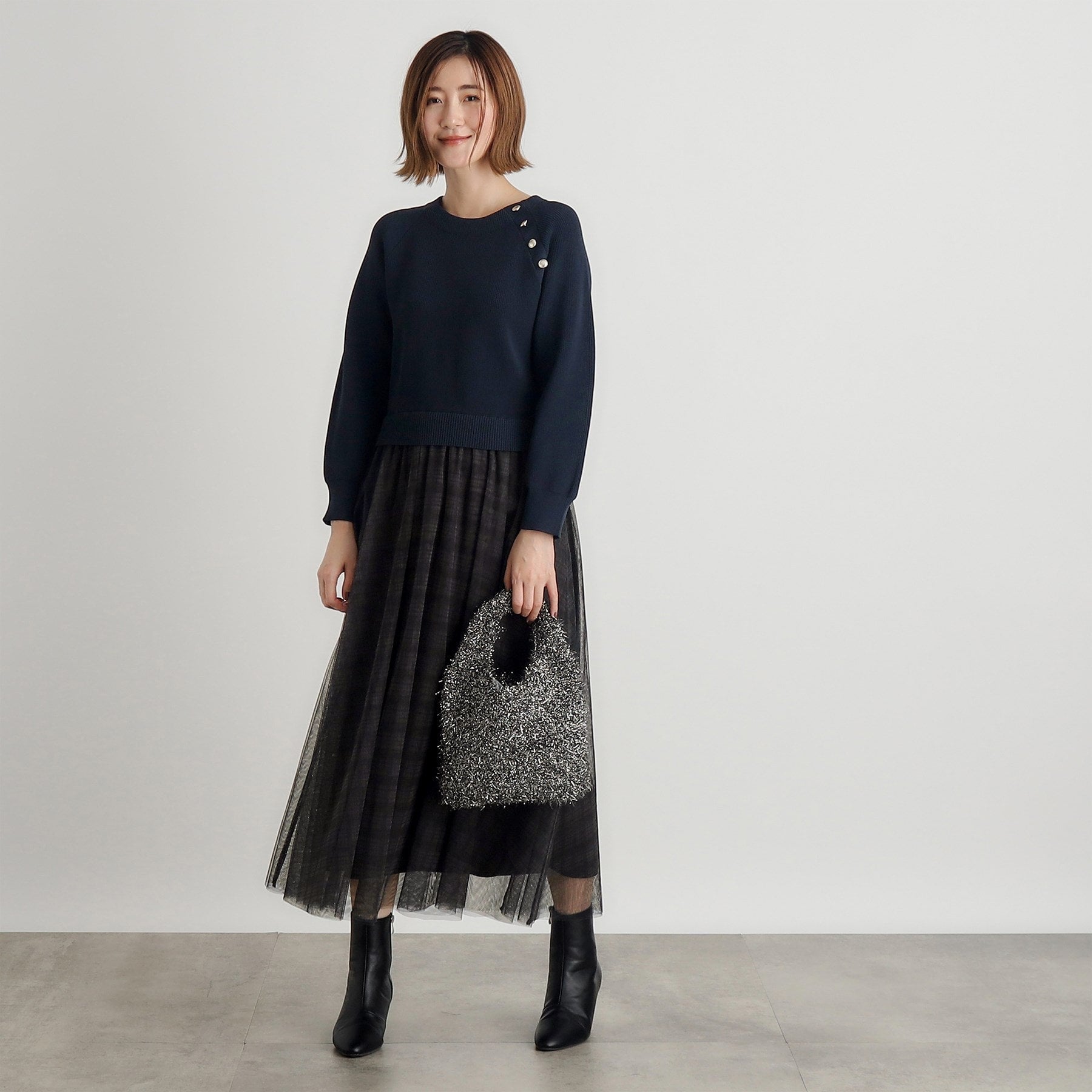 グローブ grove 金ボタン付き片畦チュールドッキングワンピース （ブラック×ブルー(019)） ブラック×ブルー(019)