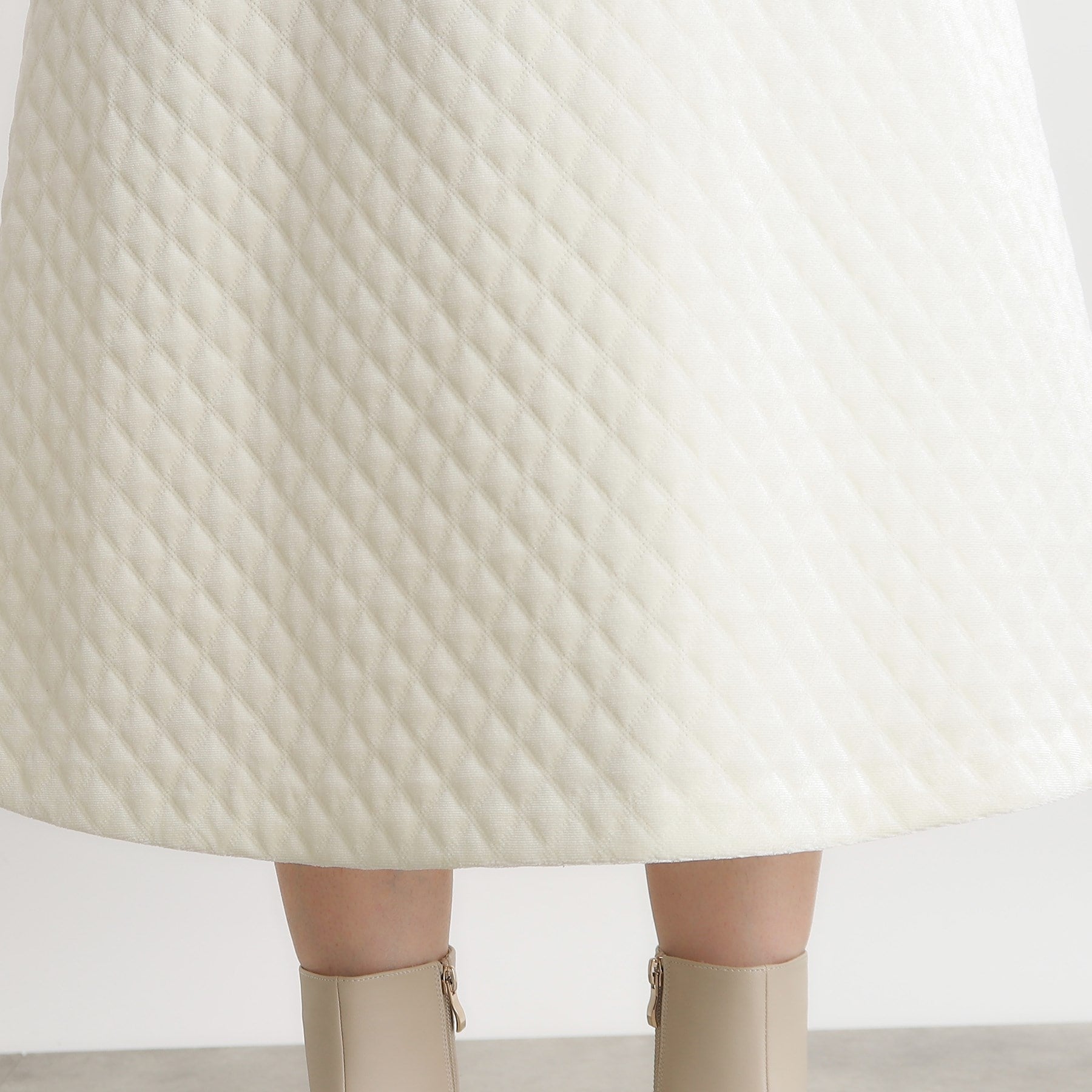 グローブ grove ベロアエンボススカート （オフホワイト(003)） オフホワイト(003)