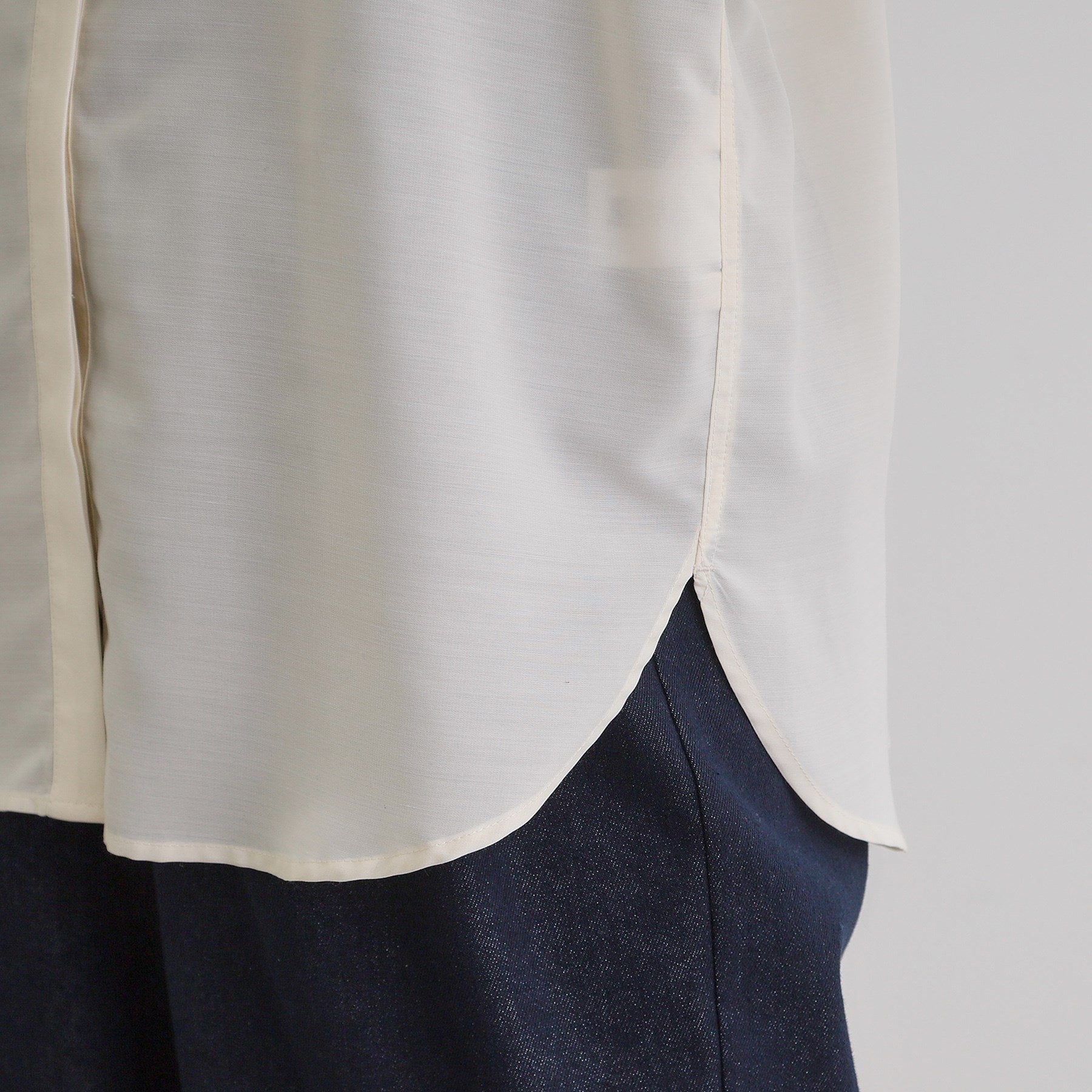 Grove grove 2WAY sheer bow tie blouse
