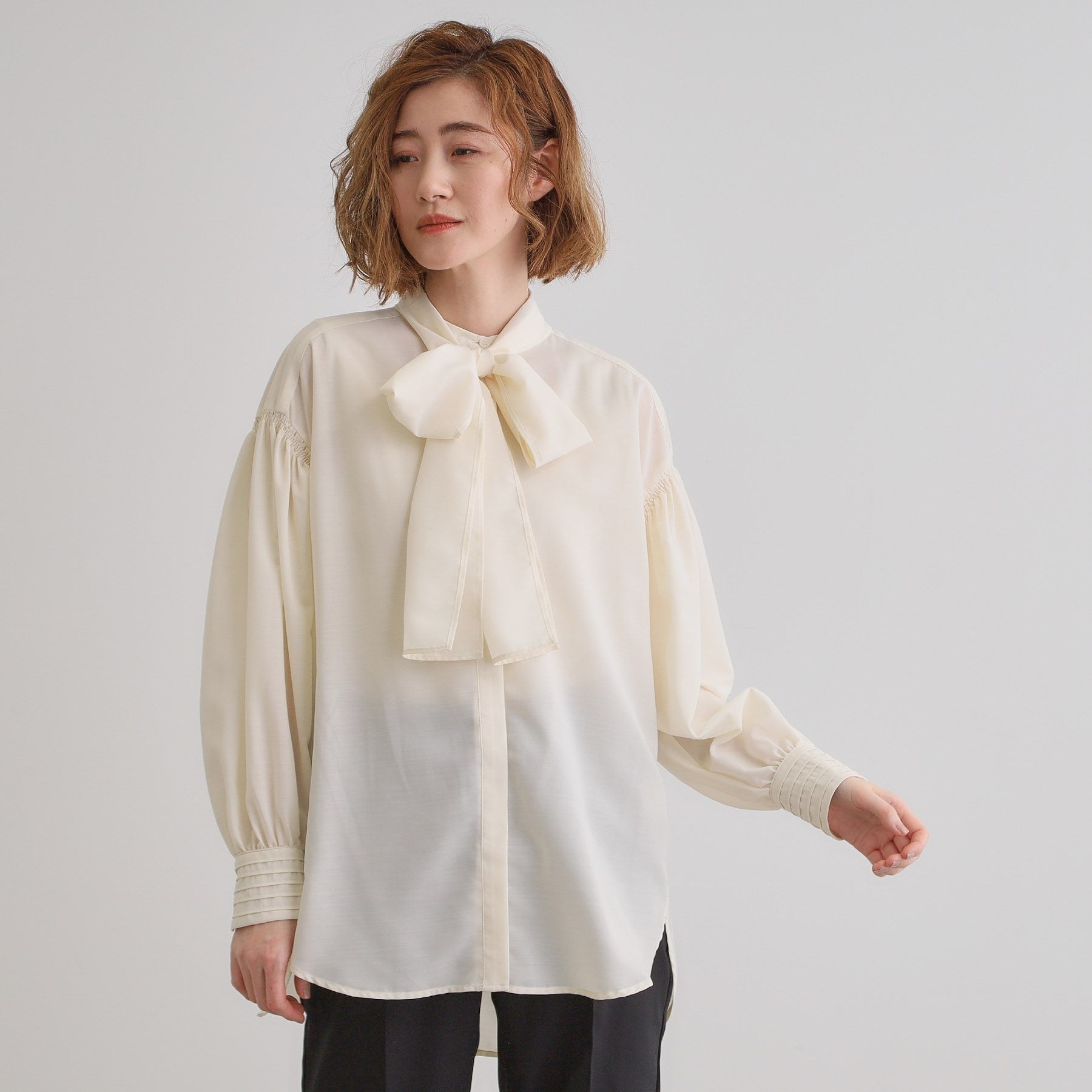 Grove grove 2WAY sheer bow tie blouse
