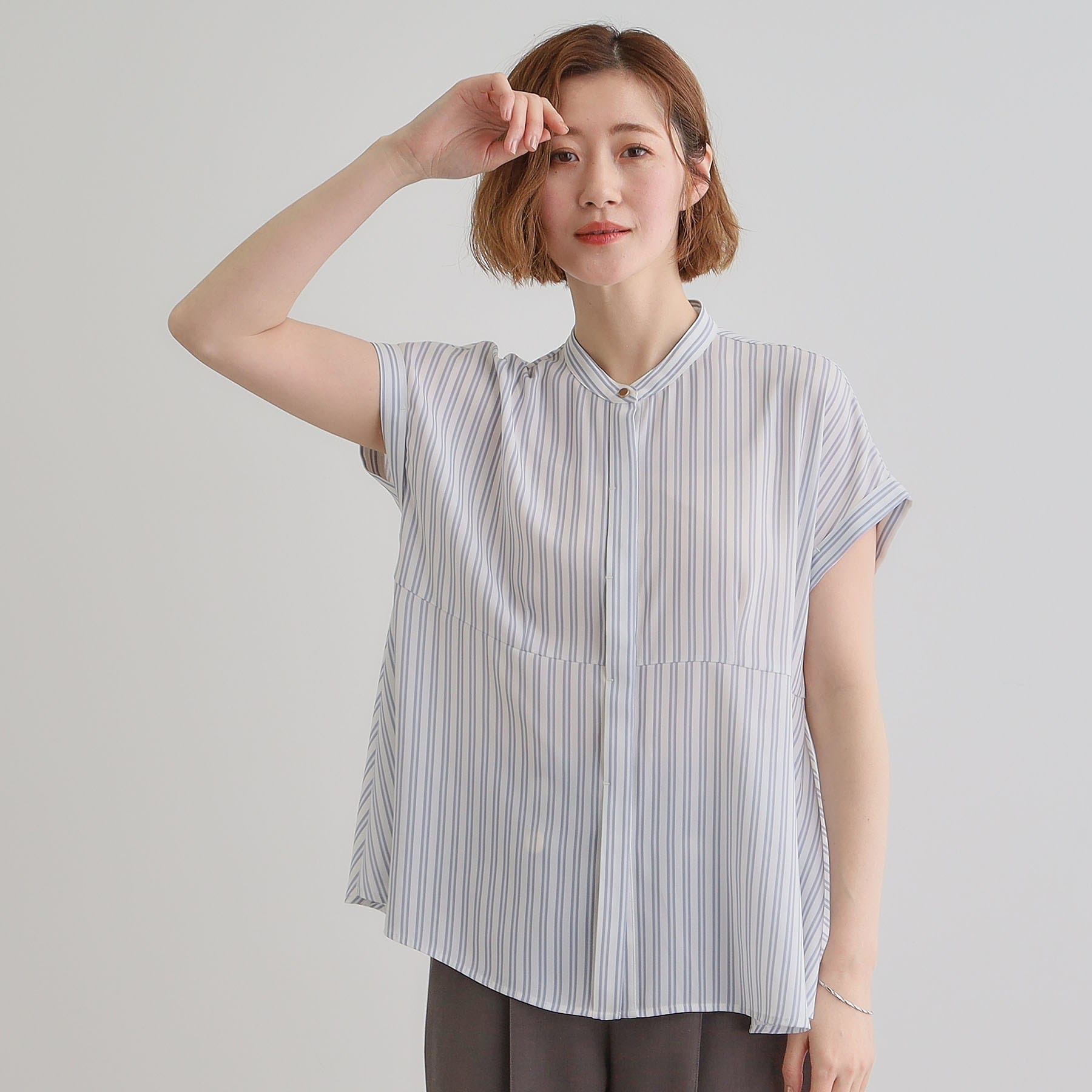 グローブ grove ペプラムシャツブラウス （オフ×ブルー(302)） オフ×ブルー(302)