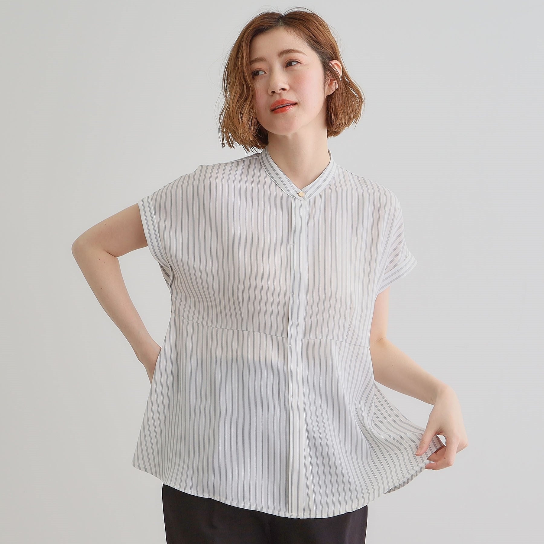 グローブ grove ペプラムシャツブラウス （オフ×スミクロ(301)） オフ×スミクロ(301)