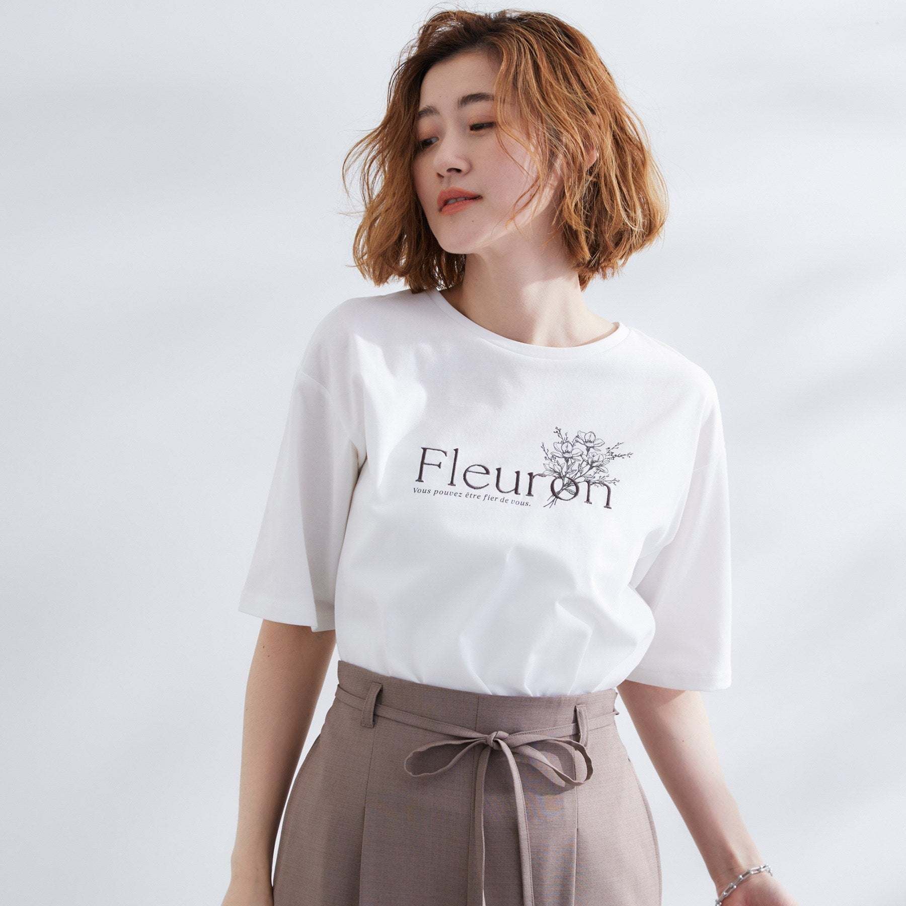 グローブ grove 【多機能】ハーフスリーブロゴTシャツ （オフ×刺繍(003)） オフ×刺繍(003)