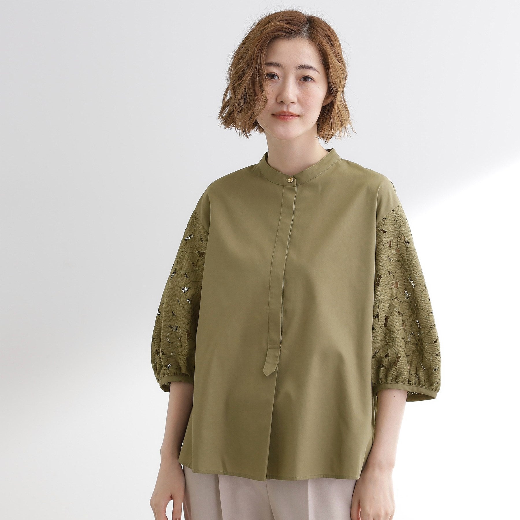 グローブ grove エシカル袖刺繍ブラウス （アイボリー(004)） アイボリー(004)