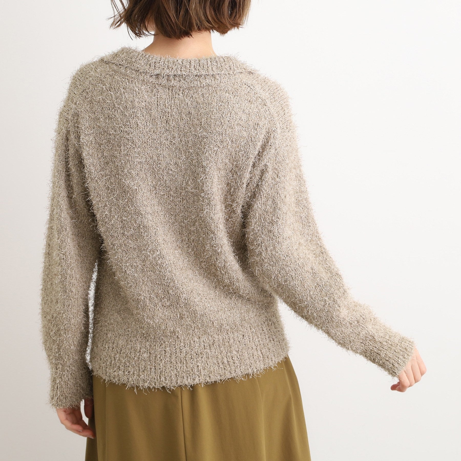 グローブ grove ラメフェザーヤーン オープンカラーニット （オフホワイト(003)） オフホワイト(003)