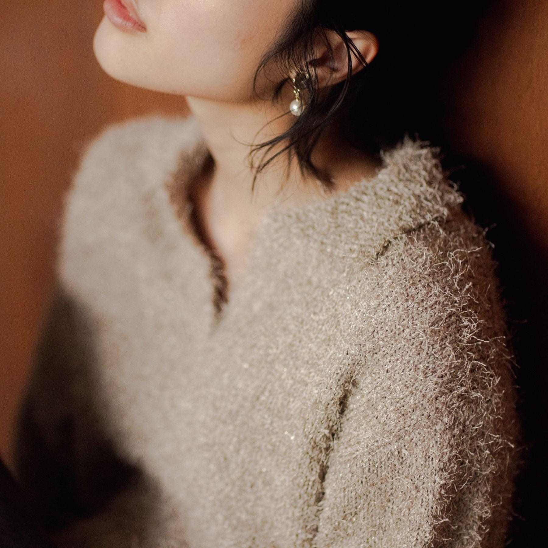 グローブ grove ラメフェザーヤーン オープンカラーニット （オフホワイト(003)） オフホワイト(003)