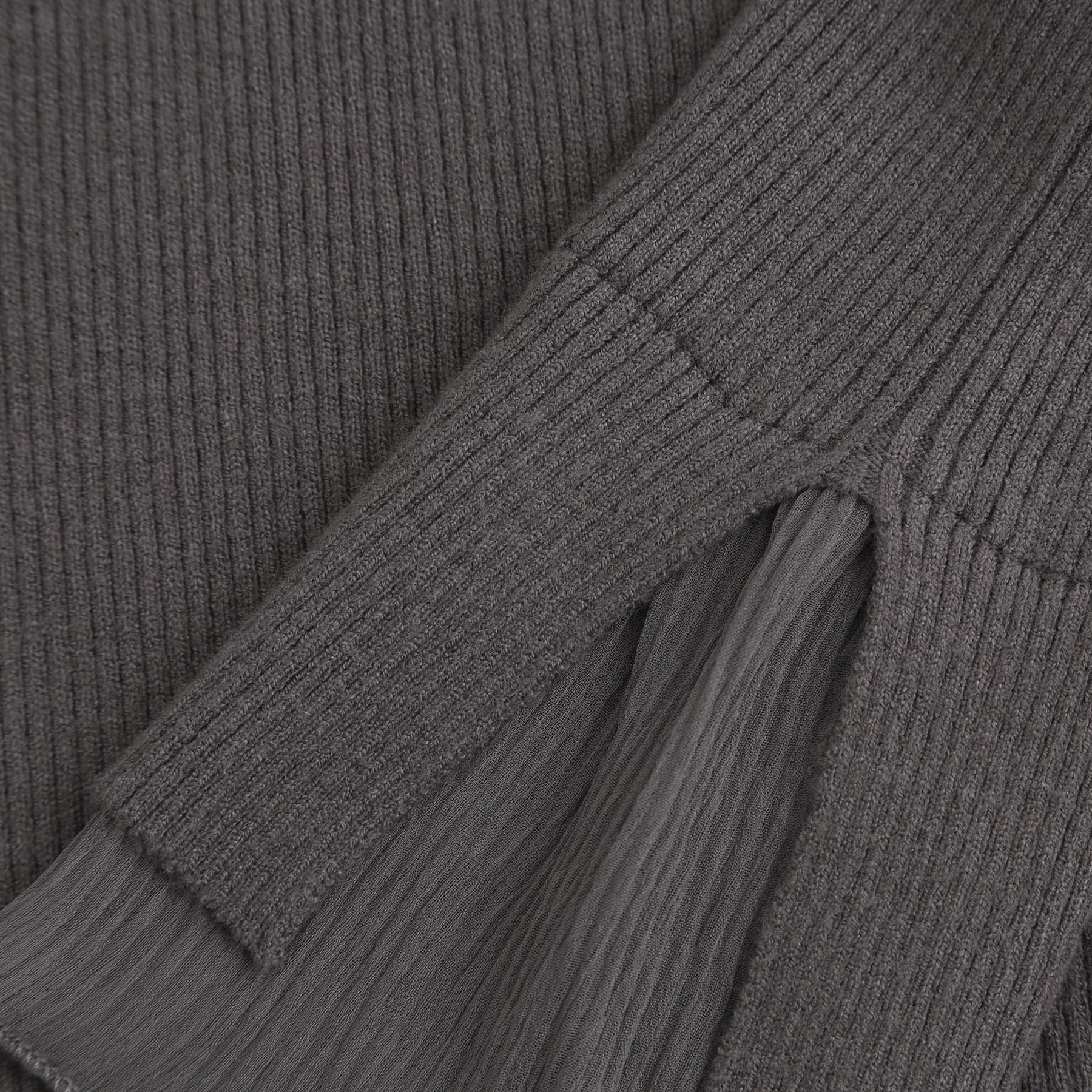 グローブ grove プリーツレイヤードニットプルオーバー （オフホワイト(003)） オフホワイト(003)