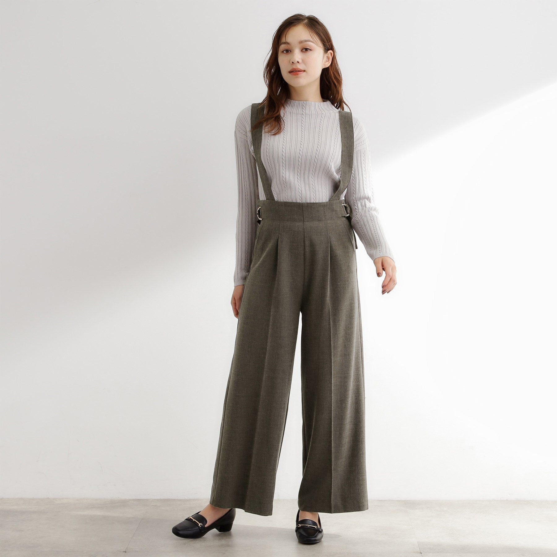 グローブ grove サス付きセンタープレスワイドパンツ （ブラウン(043)） ブラウン(043)