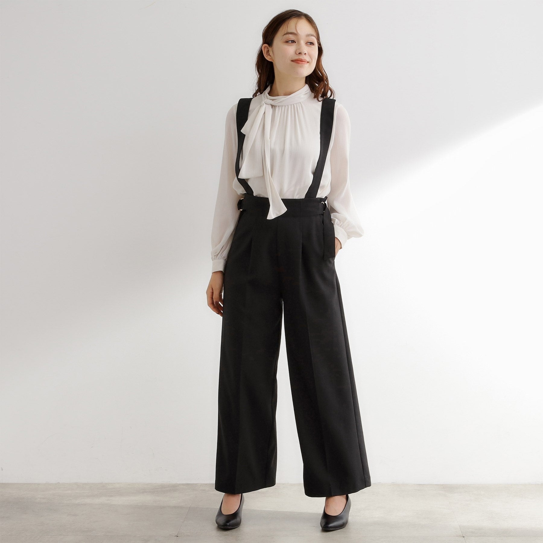 グローブ grove サス付きセンタープレスワイドパンツ （ブラウン(043)） ブラウン(043)