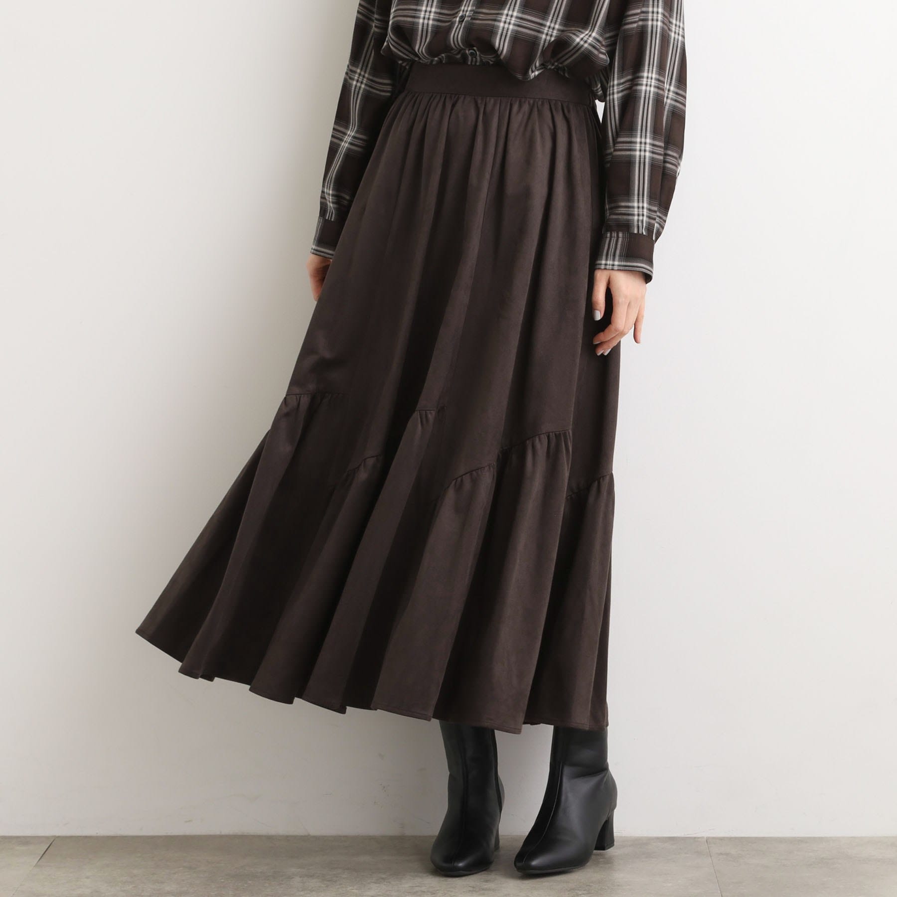 グローブ grove スエードライク マキシティアードスカート （グレージュ(050)） グレージュ(050)