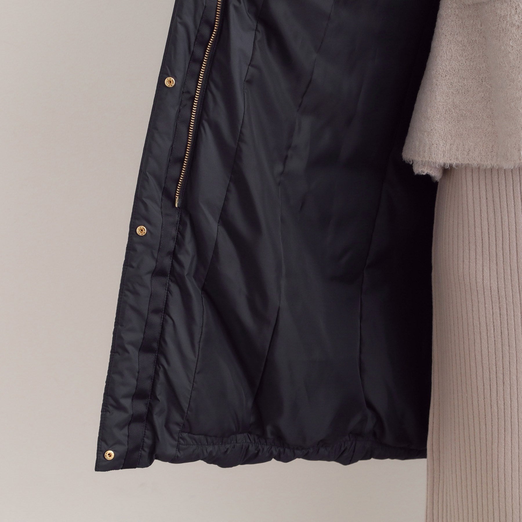 グローブ grove 【800FP・多機能】つつまれダウンロング （ネイビー(094)） ネイビー(094)