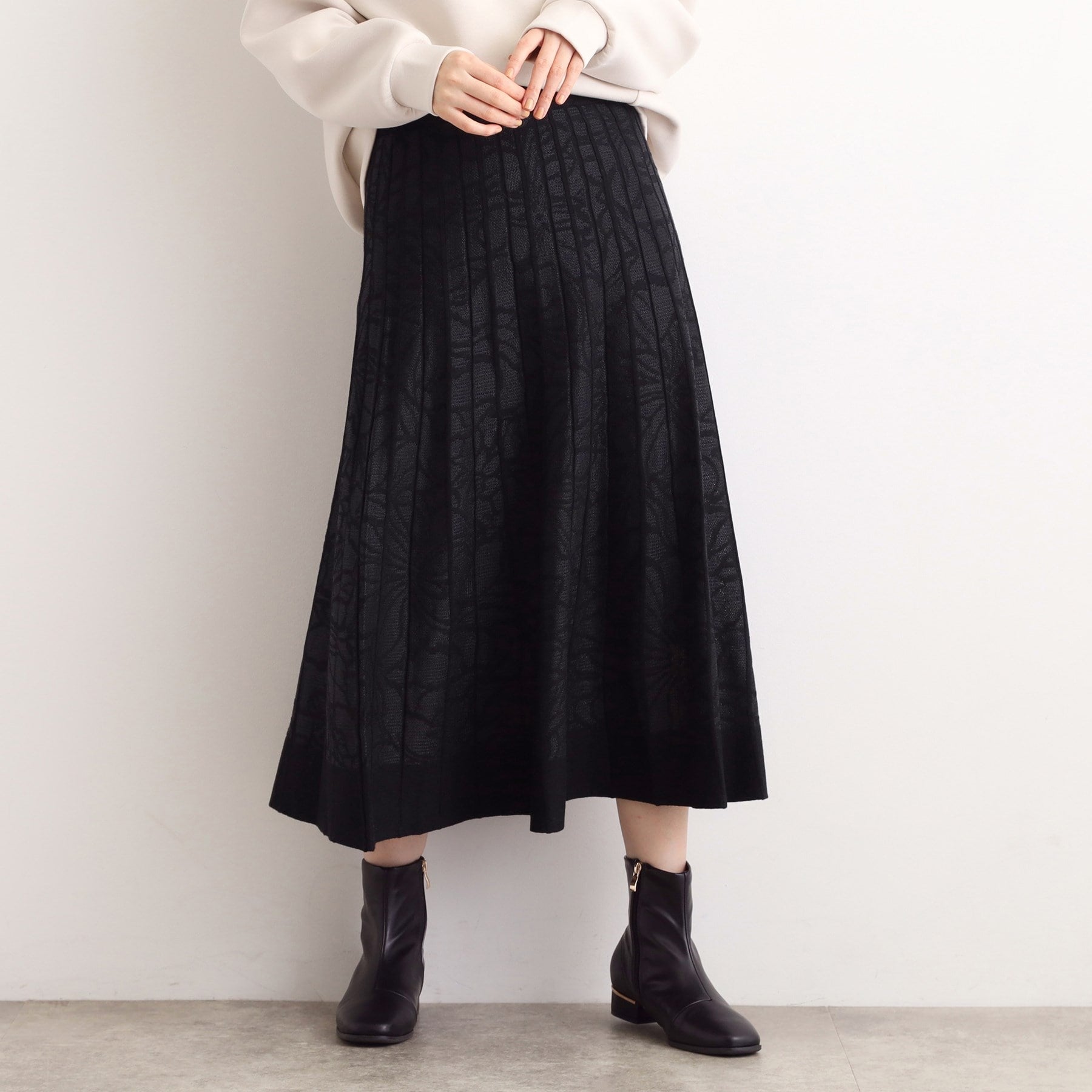 グローブ grove 【SET UP対応】レース柄ジャカードプリーツ風ニットスカート （ブラック(019)） ブラック(019)