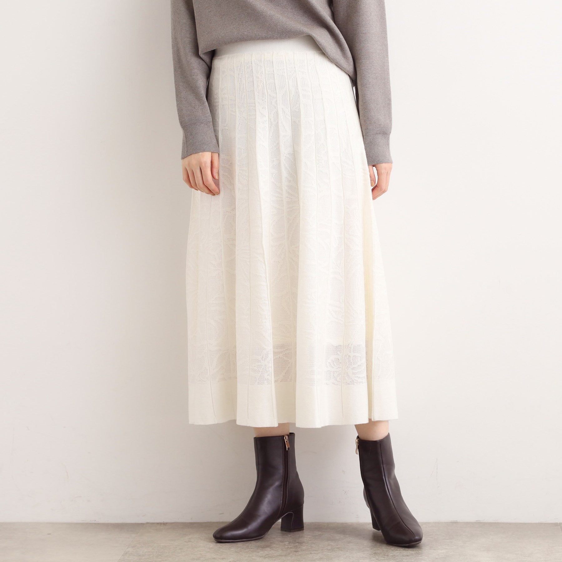 グローブ grove 【SET UP対応】レース柄ジャカードプリーツ風ニットスカート （ブラック(019)） ブラック(019)