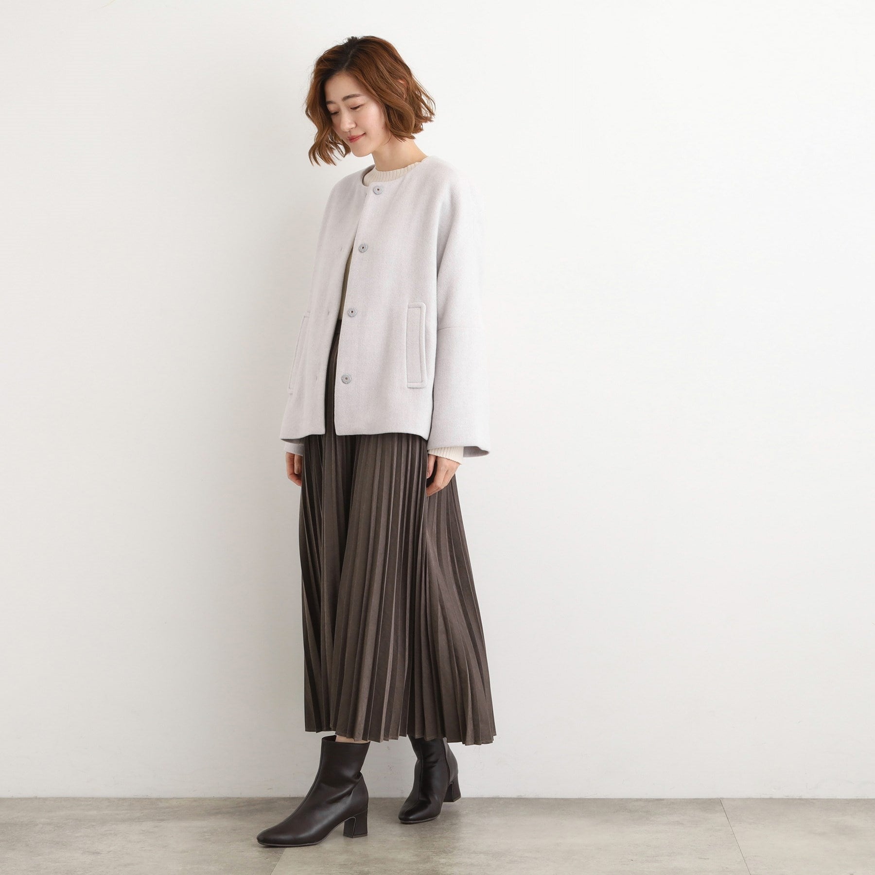 グローブ grove ウールブレンドモッサ ノーカラーショートコート （スミクロ(014)） スミクロ(014)