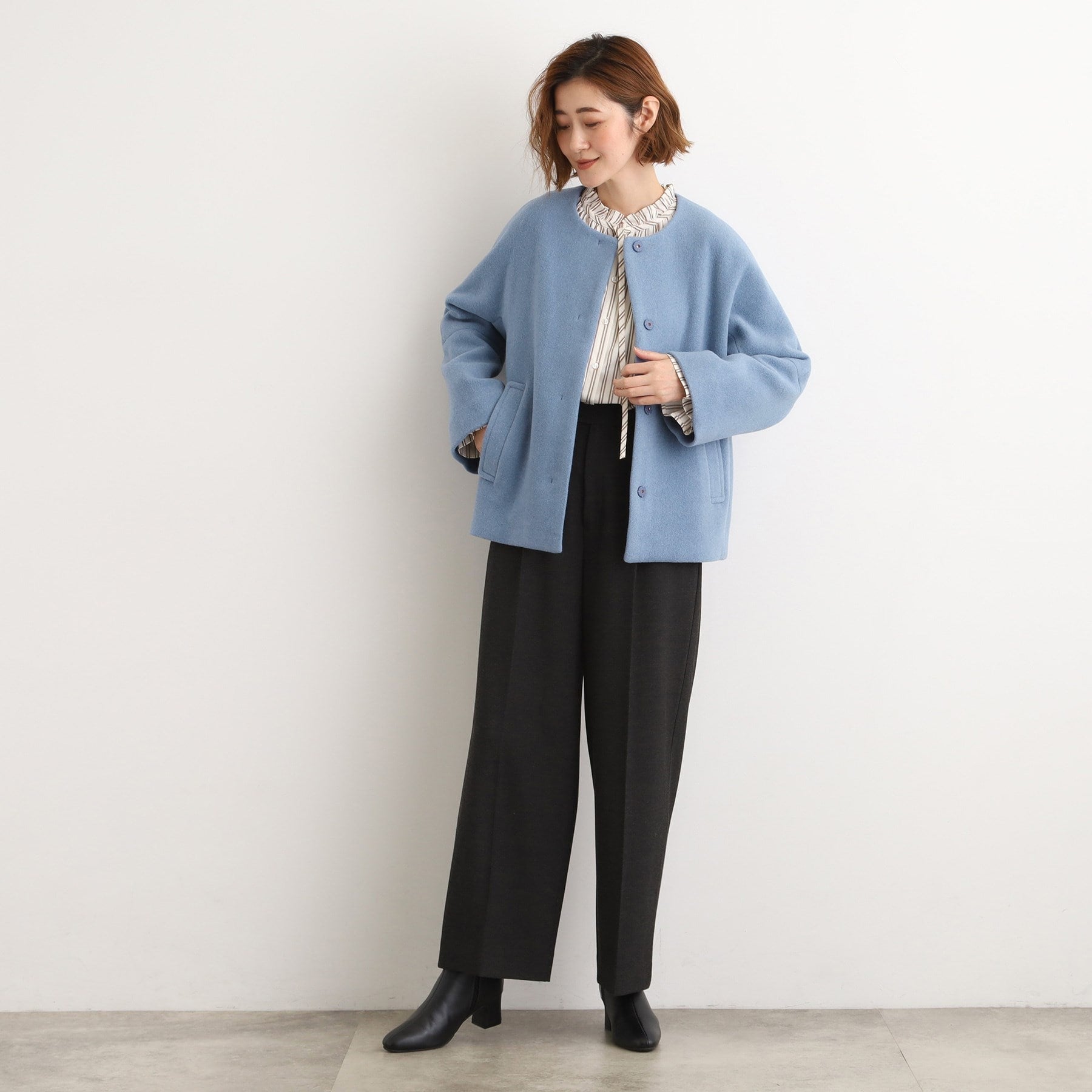 グローブ grove ウールブレンドモッサ ノーカラーショートコート （スミクロ(014)） スミクロ(014)