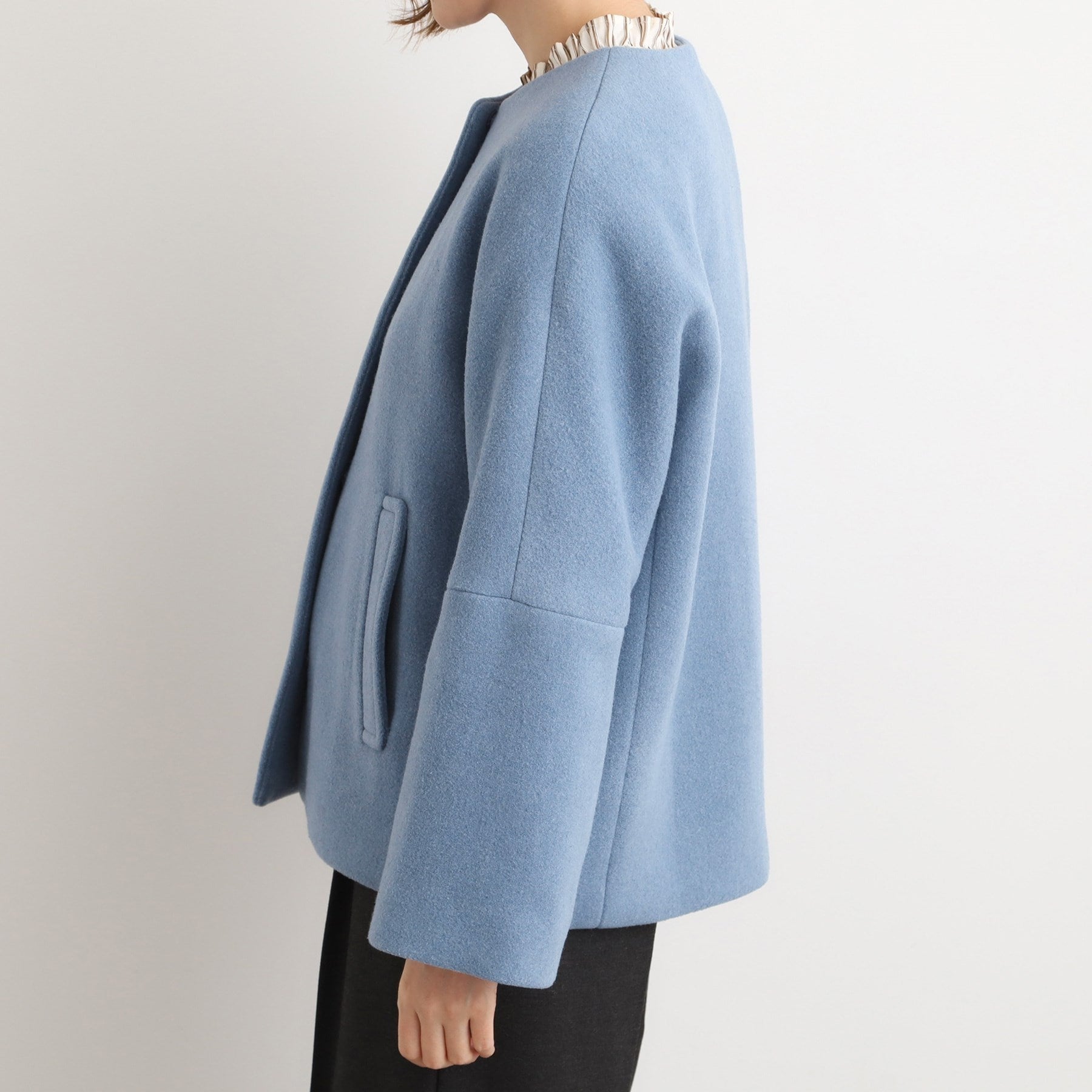 グローブ grove ウールブレンドモッサ ノーカラーショートコート （スミクロ(014)） スミクロ(014)