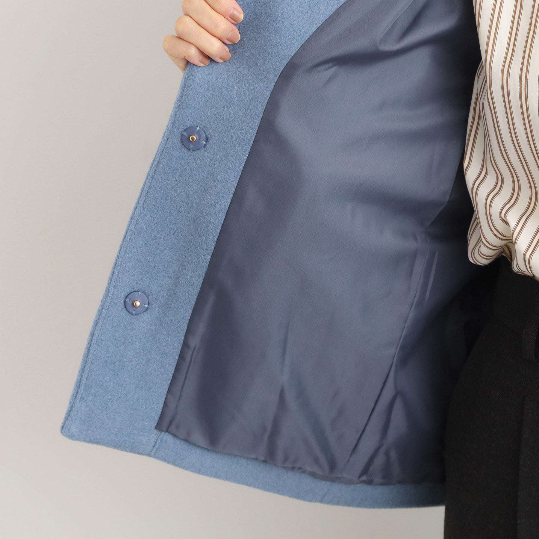 グローブ grove ウールブレンドモッサ ノーカラーショートコート （スミクロ(014)） スミクロ(014)