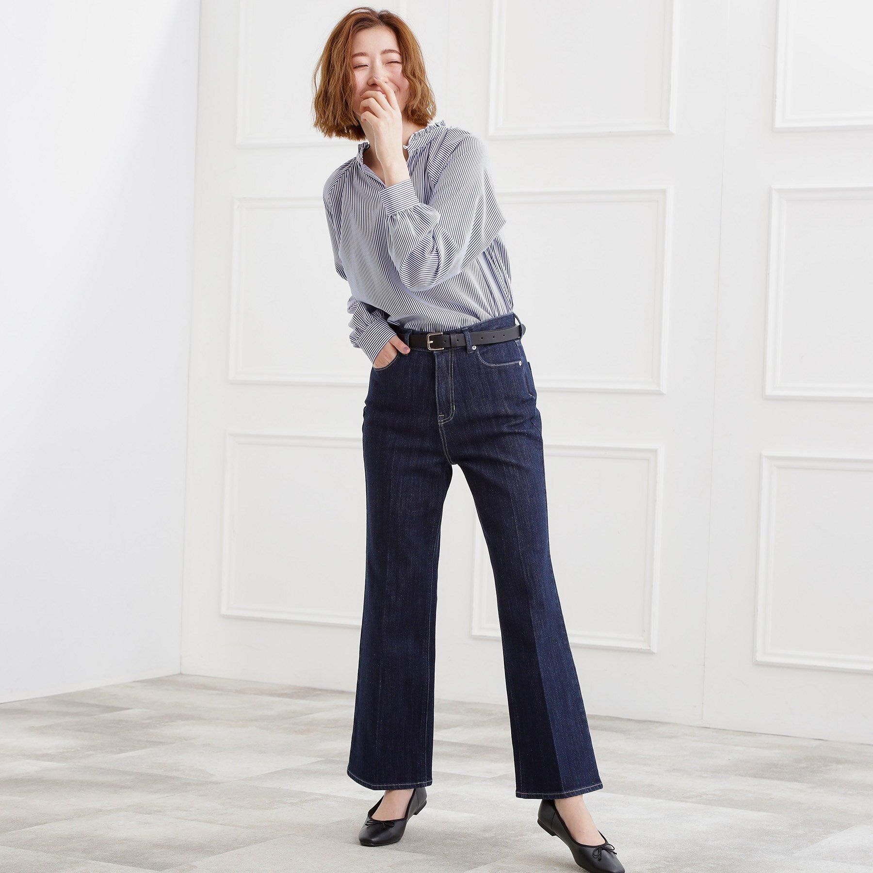 グローブ grove 美シルエットデニムソフトフレアーパンツ （オフホワイト(003)） オフホワイト(003)