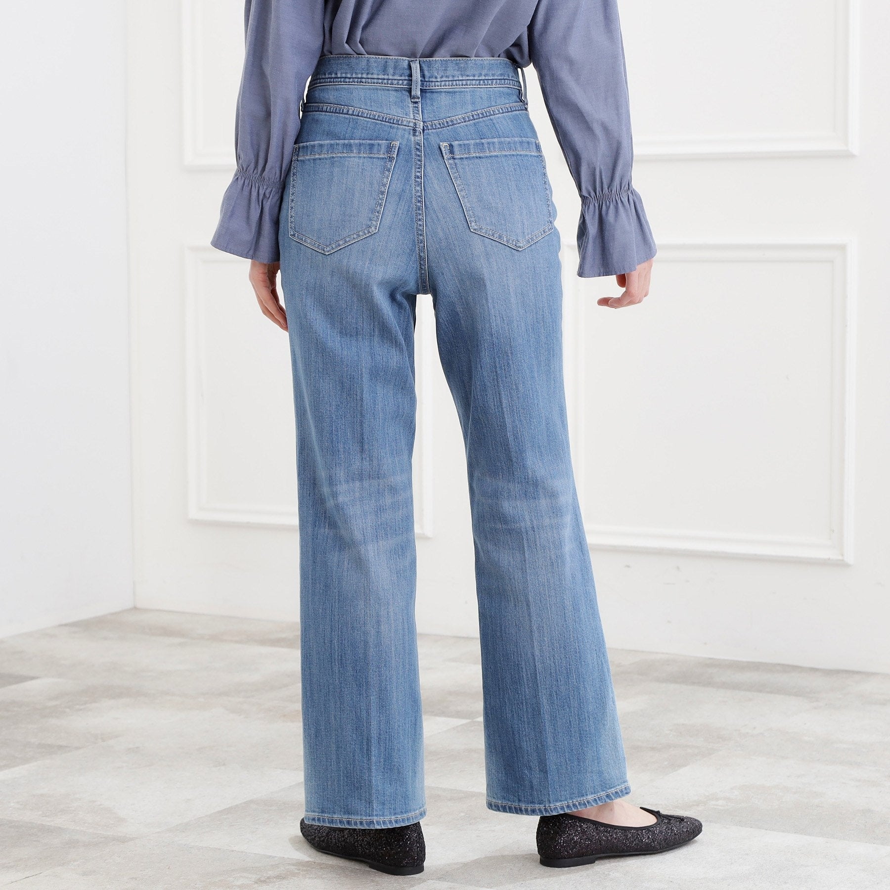 グローブ grove 美シルエットデニムソフトフレアーパンツ （オフホワイト(003)） オフホワイト(003)