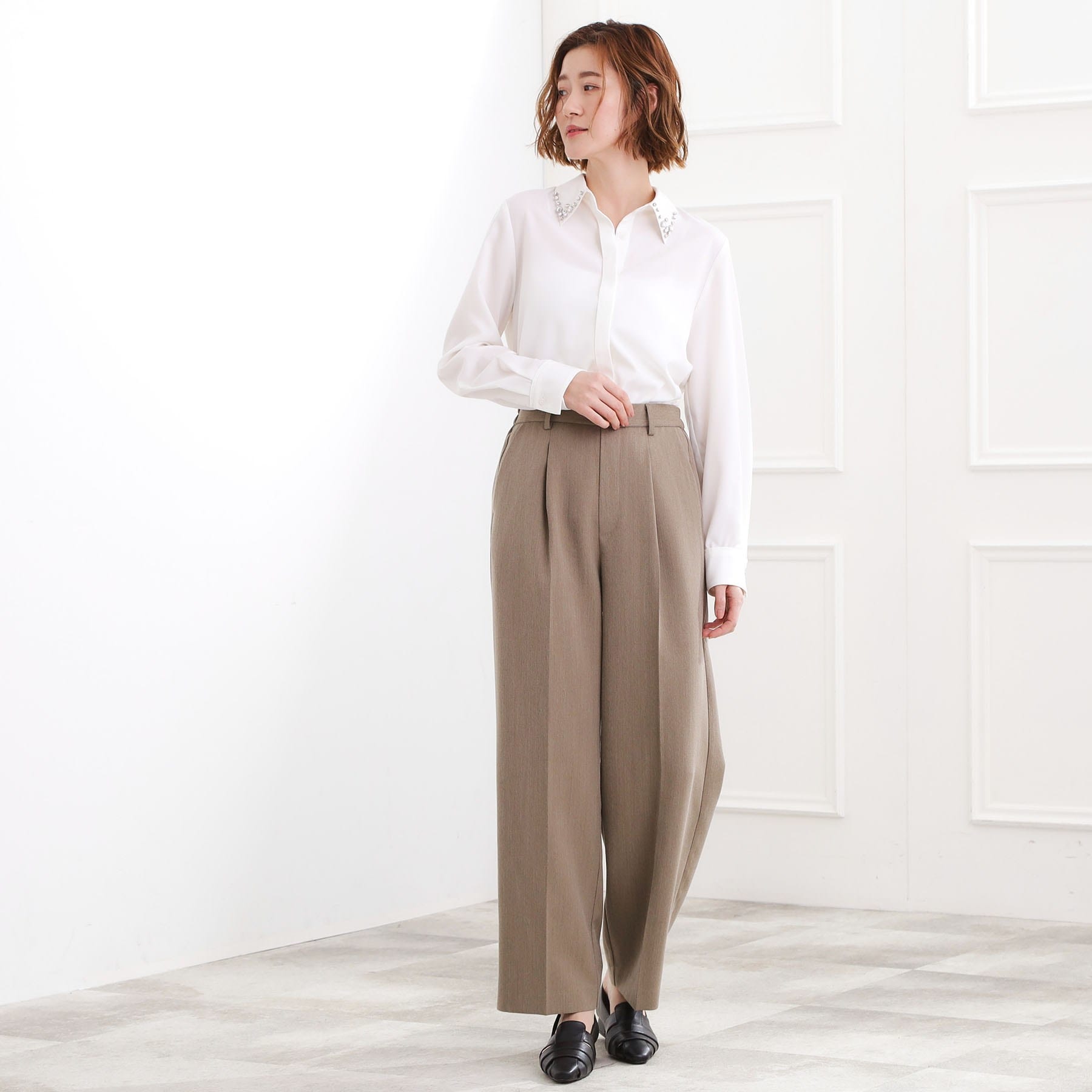 グローブ grove ビジューカラー とろみシャツ （オフホワイト(003)） オフホワイト(003)