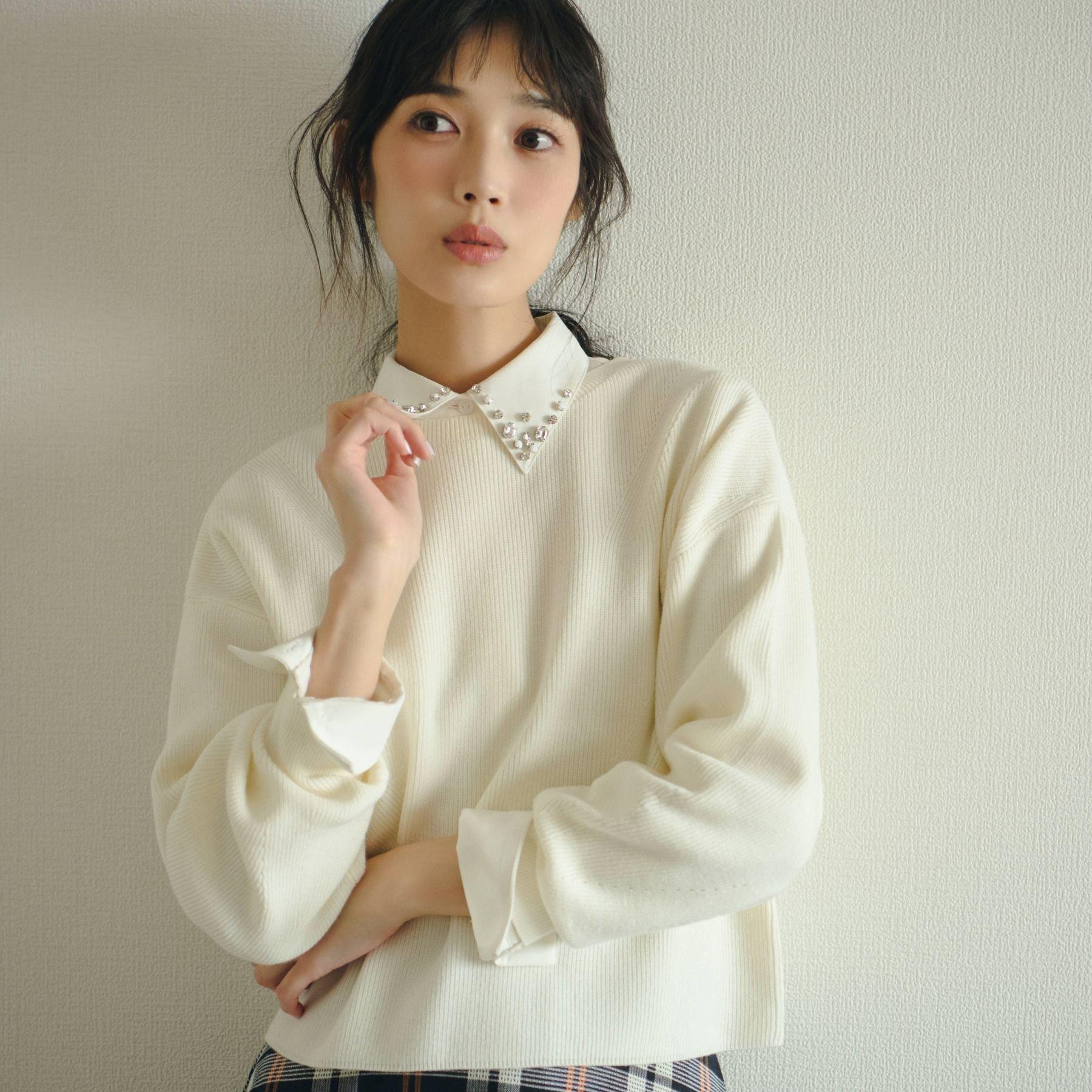 グローブ grove ビジューカラー とろみシャツ （オフホワイト(003)） オフホワイト(003)