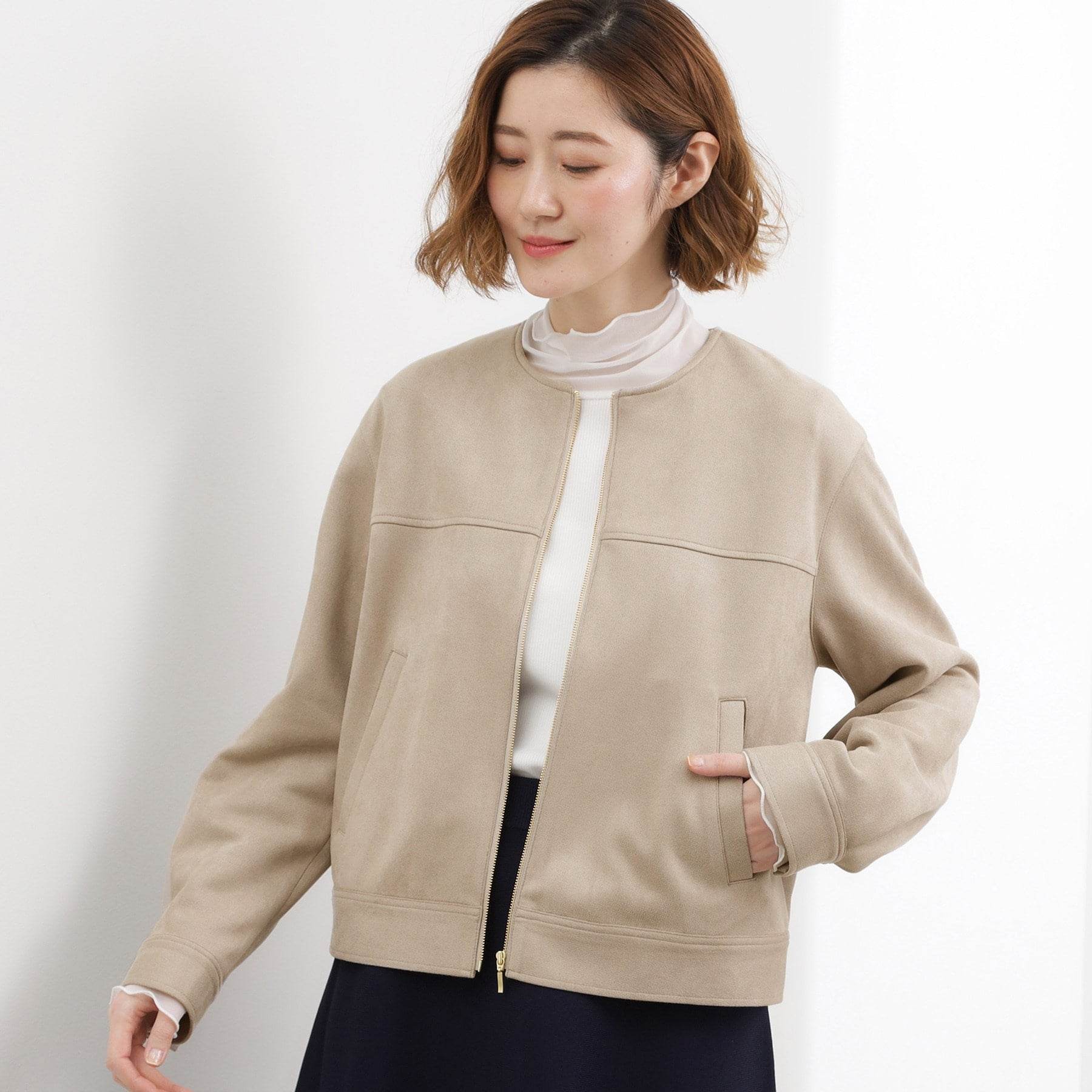 グローブ grove スエードライク ノーカラーブルゾン （ベージュ(052)） ベージュ(052)