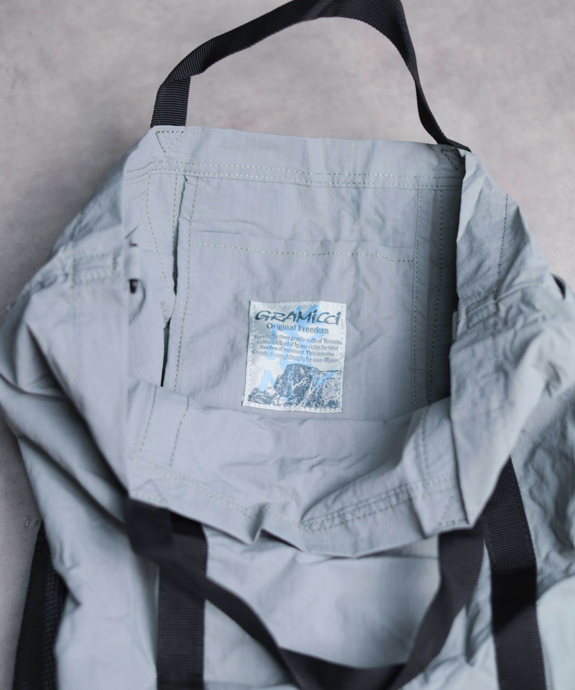 グラミチ GRAMICCI 【GRAMICCI】NYLON PACKABLE TOTE （グレー） グレー