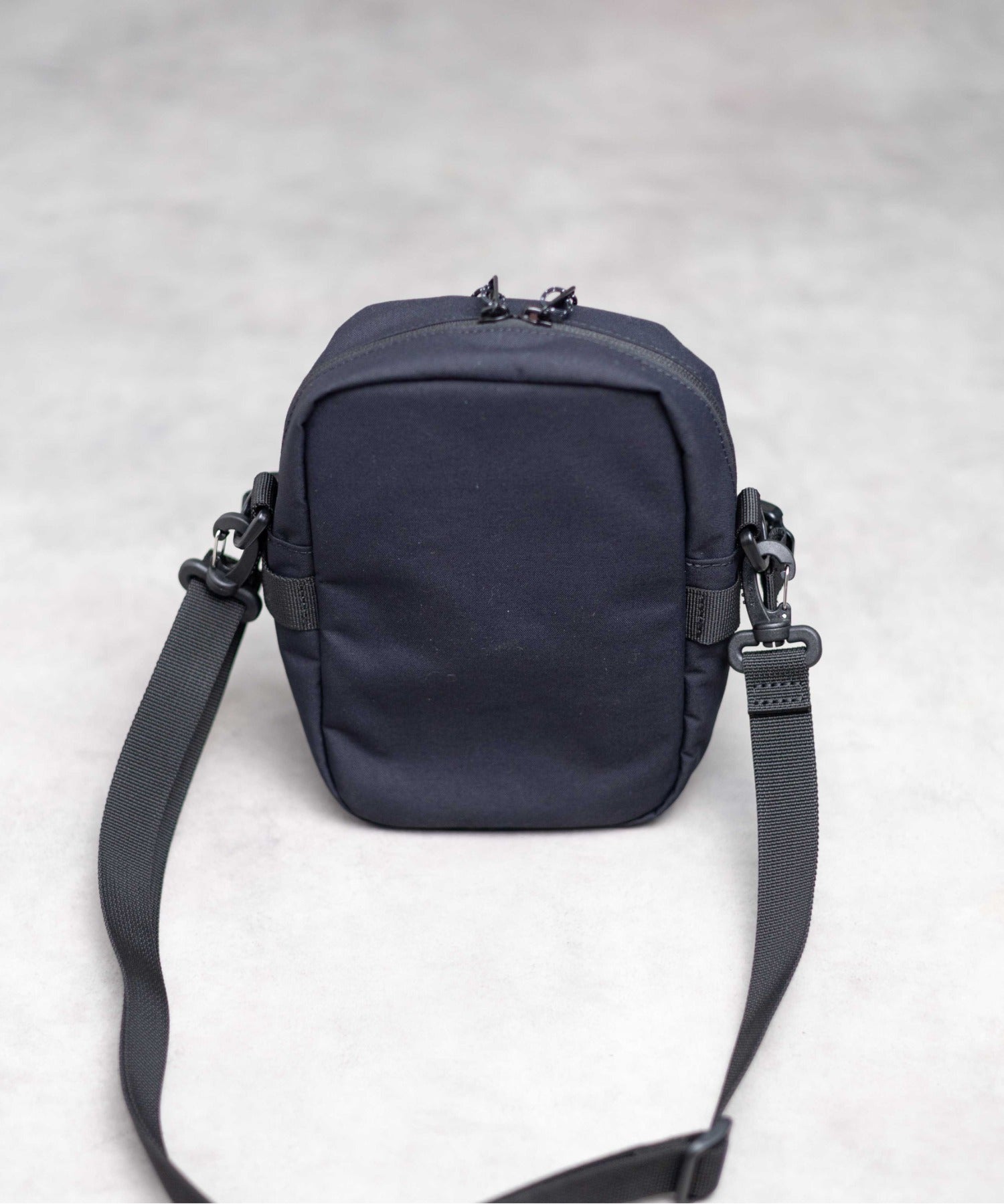 グラミチ GRAMICCI 【GRAMICCI(グラミチ) 】CORDURA MINI SHOULDER BAG （オリーブ） オリーブ