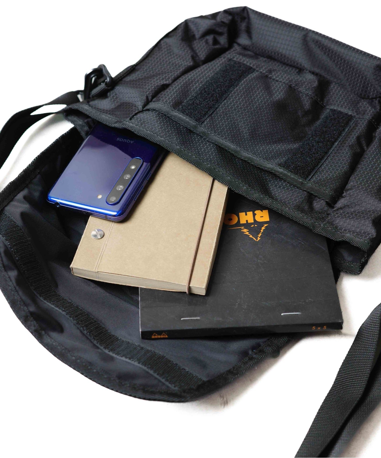 グラミチ GRAMICCI MULTI SIDE BAG （ブラック） ブラック