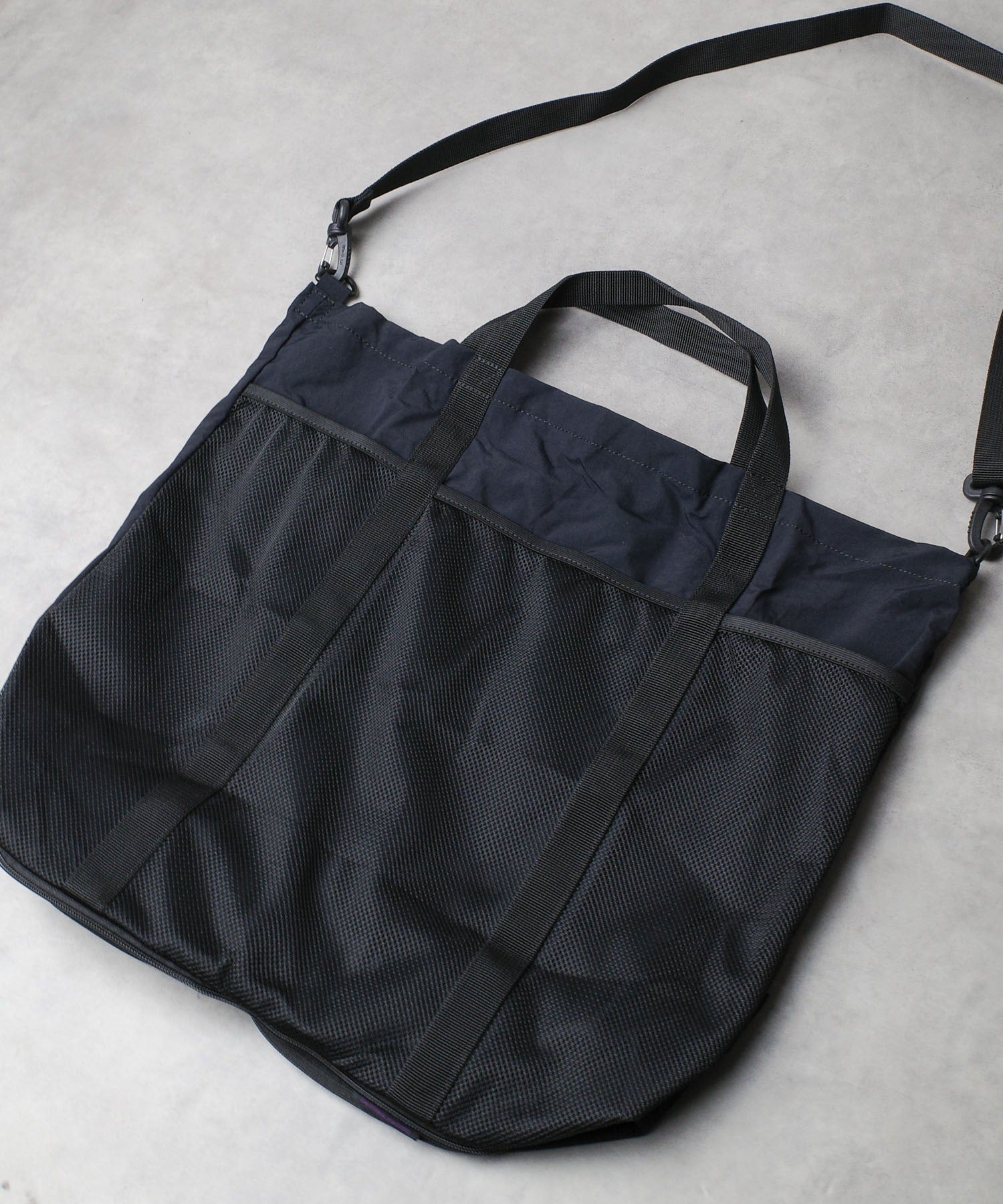 グラミチ GRAMICCI 【GRAMICCI】NYLON PACKABLE EXPLORER TOTE （オリーブ） オリーブ