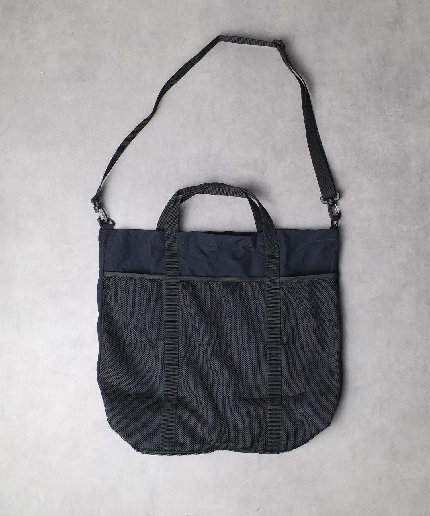 グラミチ GRAMICCI 【GRAMICCI】NYLON PACKABLE EXPLORER TOTE （オリーブ） オリーブ