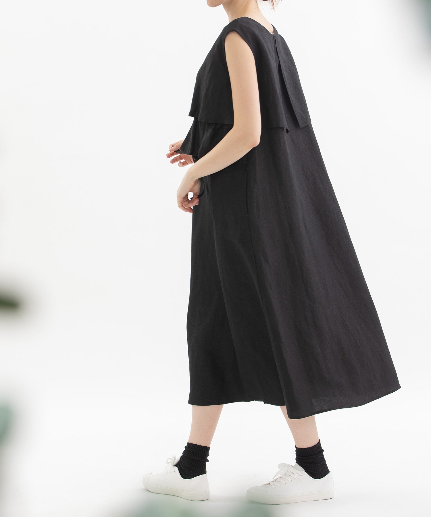ノップドゥノッド nop de nod リネンレーヨンラッフル2wayノースリーブワンピース （ブラック） ブラック