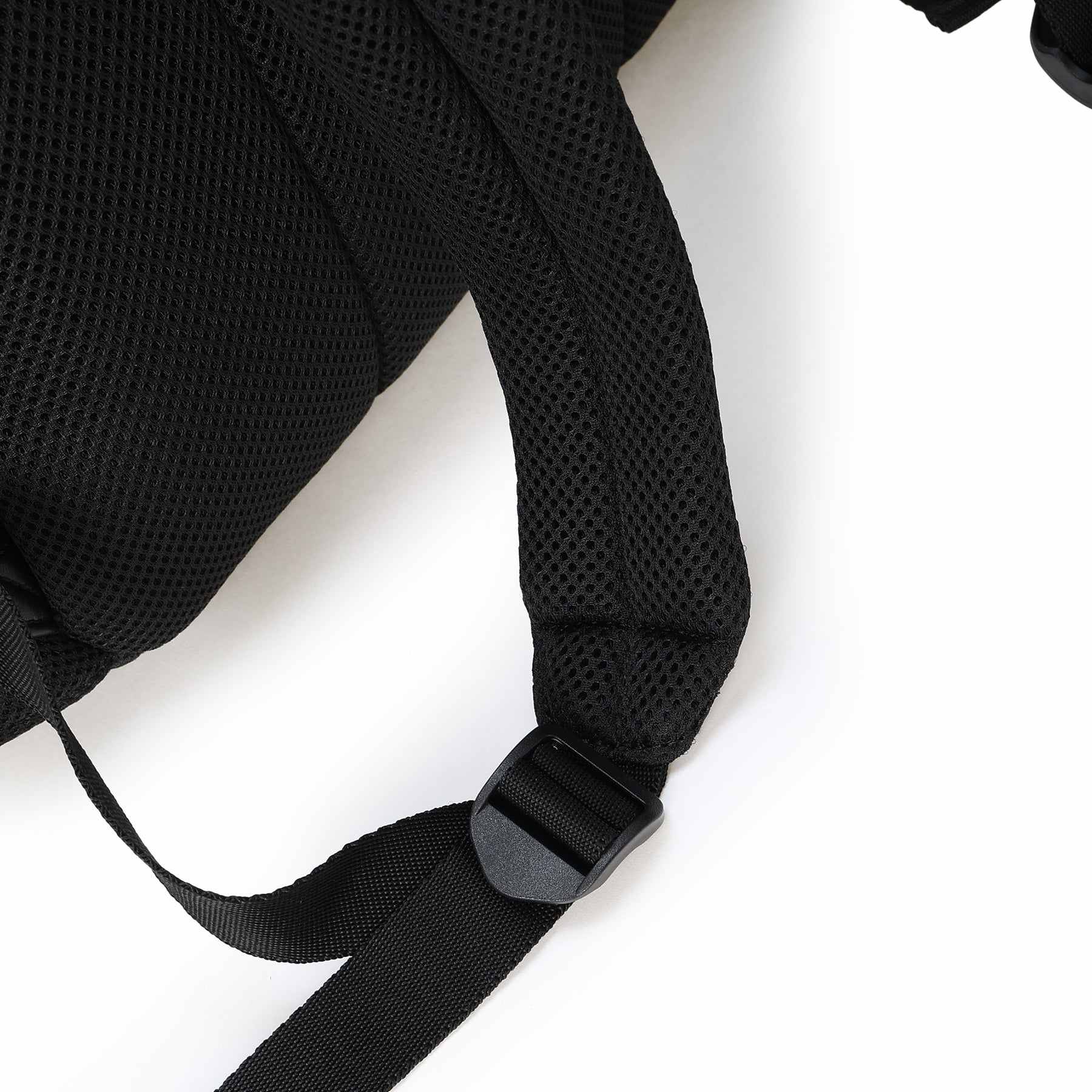 ゲス GUESS DORIAN Backpack （FOR） FOR