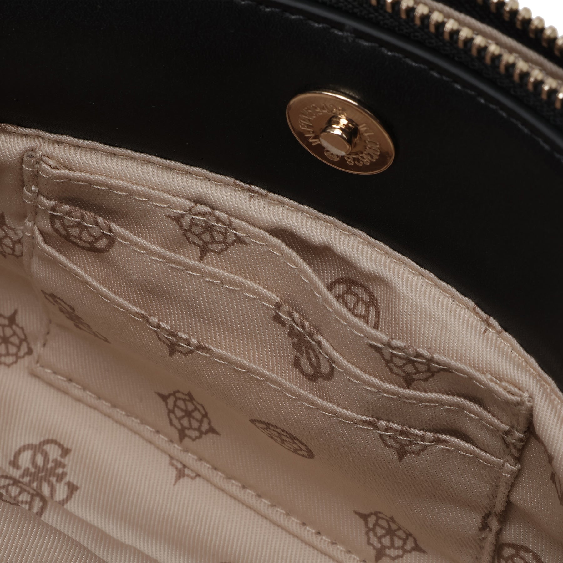 ゲス GUESS DARYNA Status Crossbody