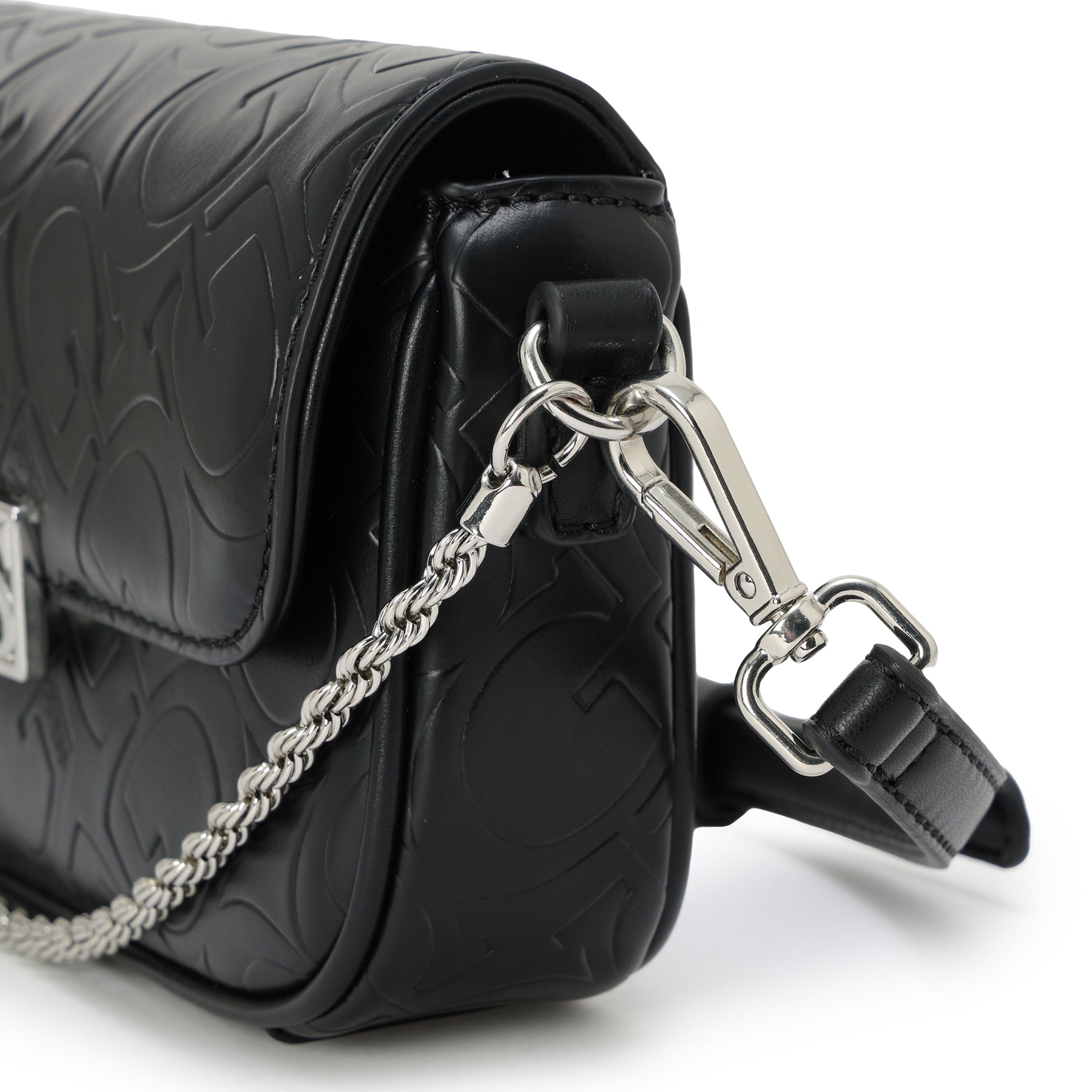 ゲス GUESS DAISEE Crossbody Flap （BLA） BLA