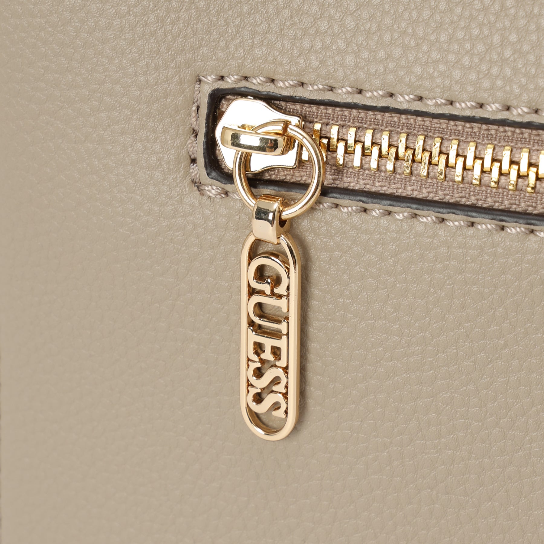 ゲス GUESS BAXIAN Crossbody （BLA） BLA