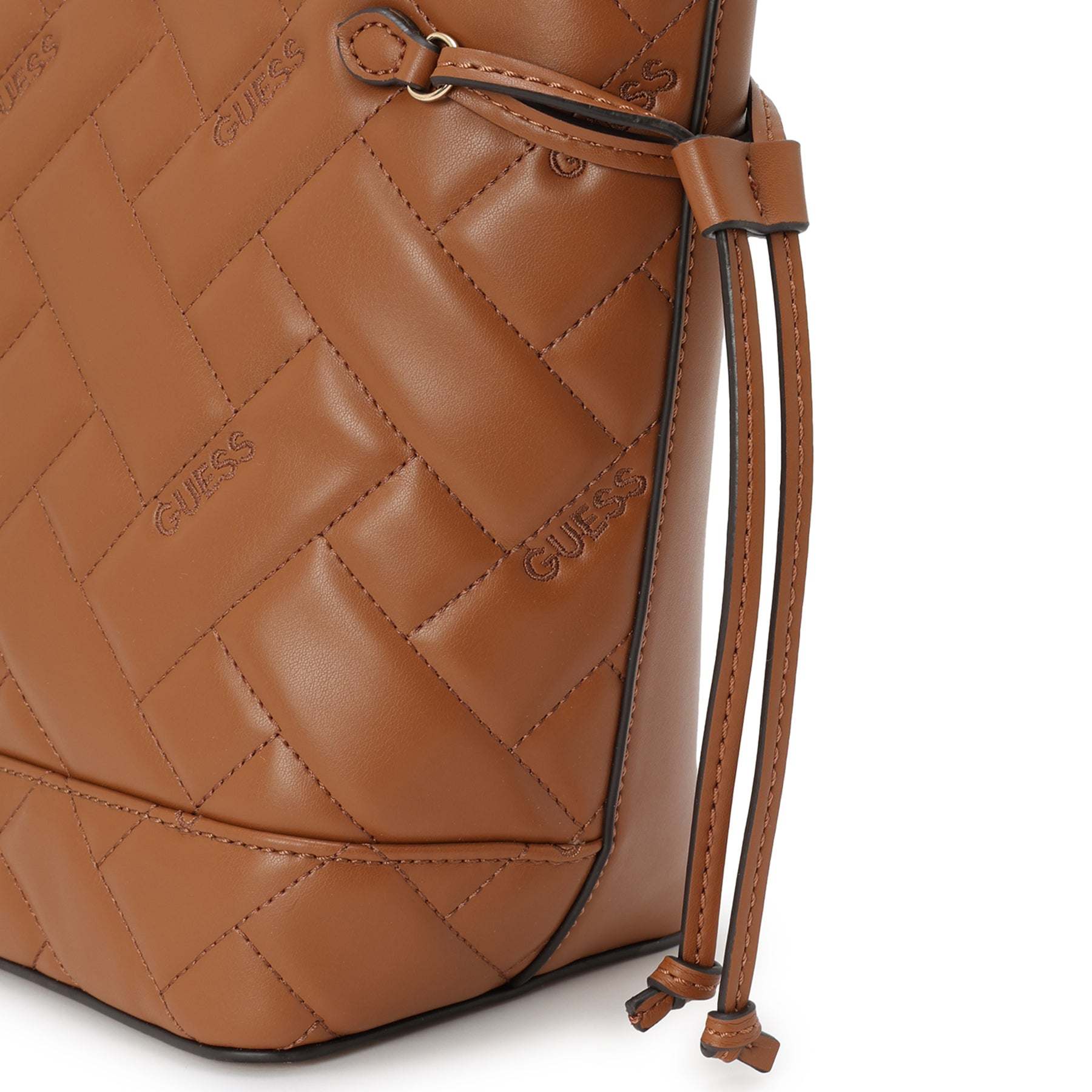 ゲス GUESS KELCE Carryall （BLA） BLA