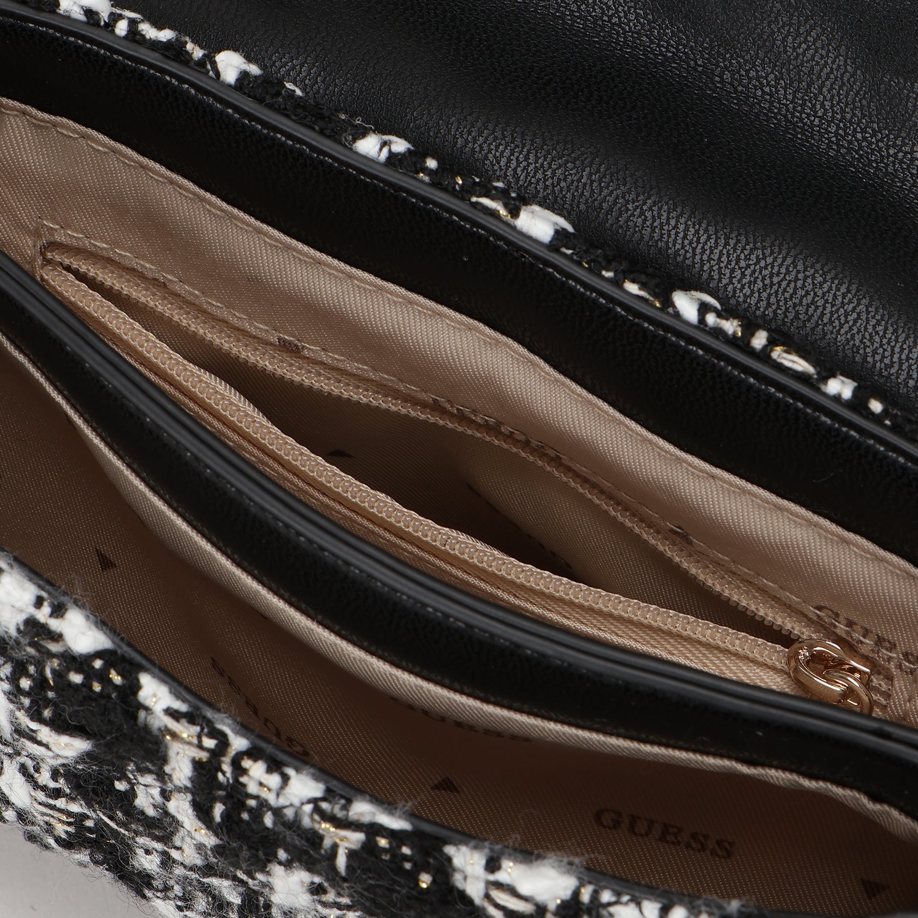 ゲス GUESS EVERLEE Mini Convertible Xbody Flap （BML） BML