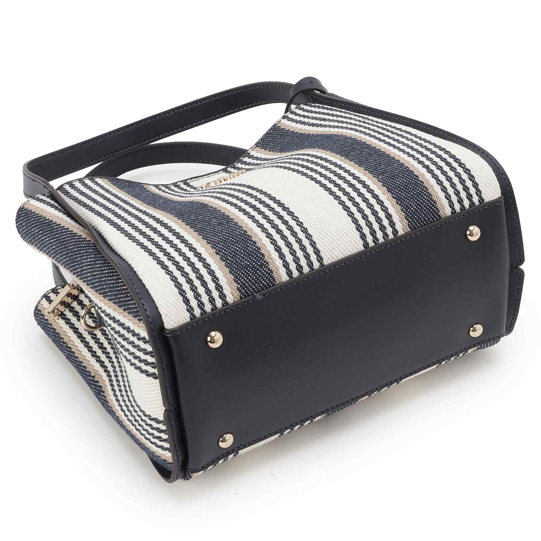 ゲス GUESS NICOLETTE Small Girlfriend Satchel （NML） NML