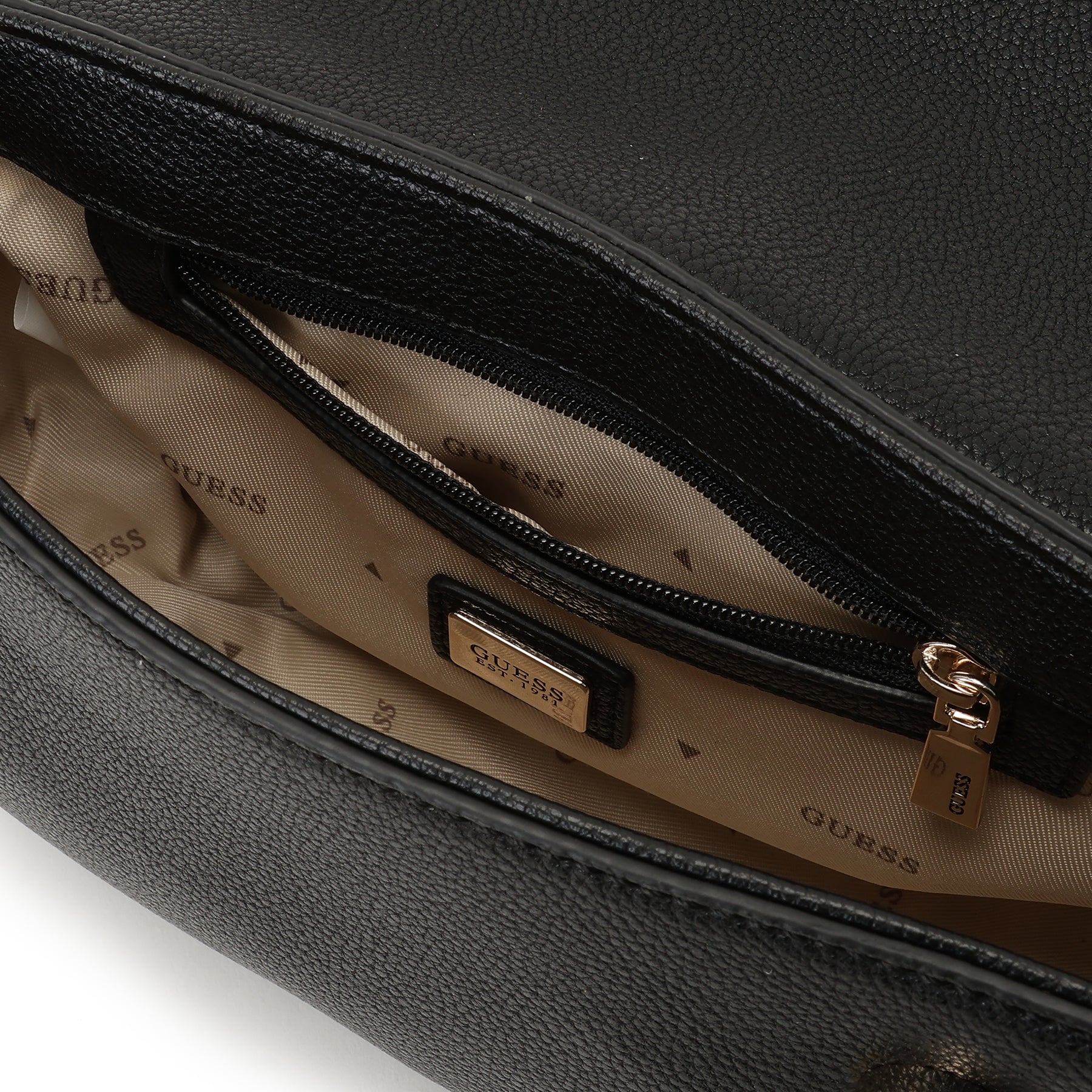 ゲス GUESS DANYA Flap Shoulder Bag （TAU） TAU