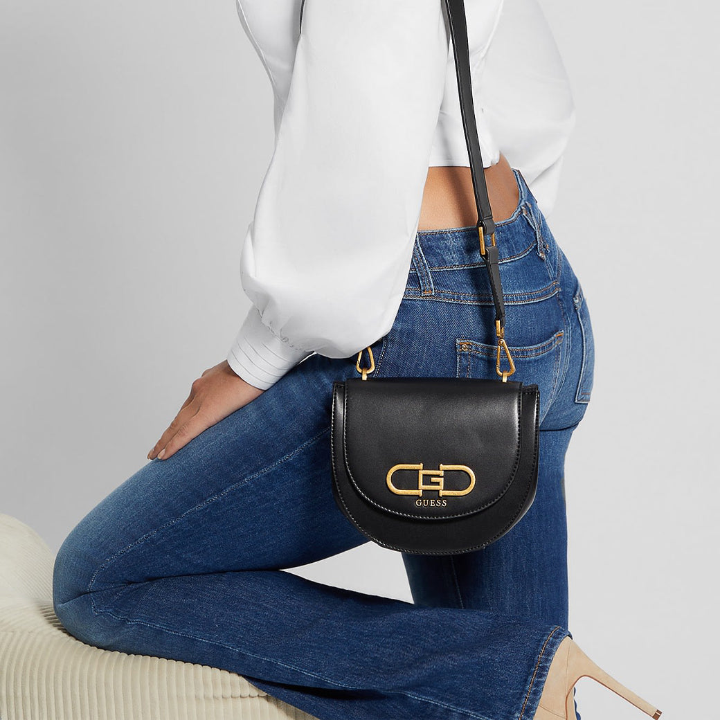ゲス GUESS FLEET Mini Saddle Crossbody  クロスボディバッグ レディース,BLA