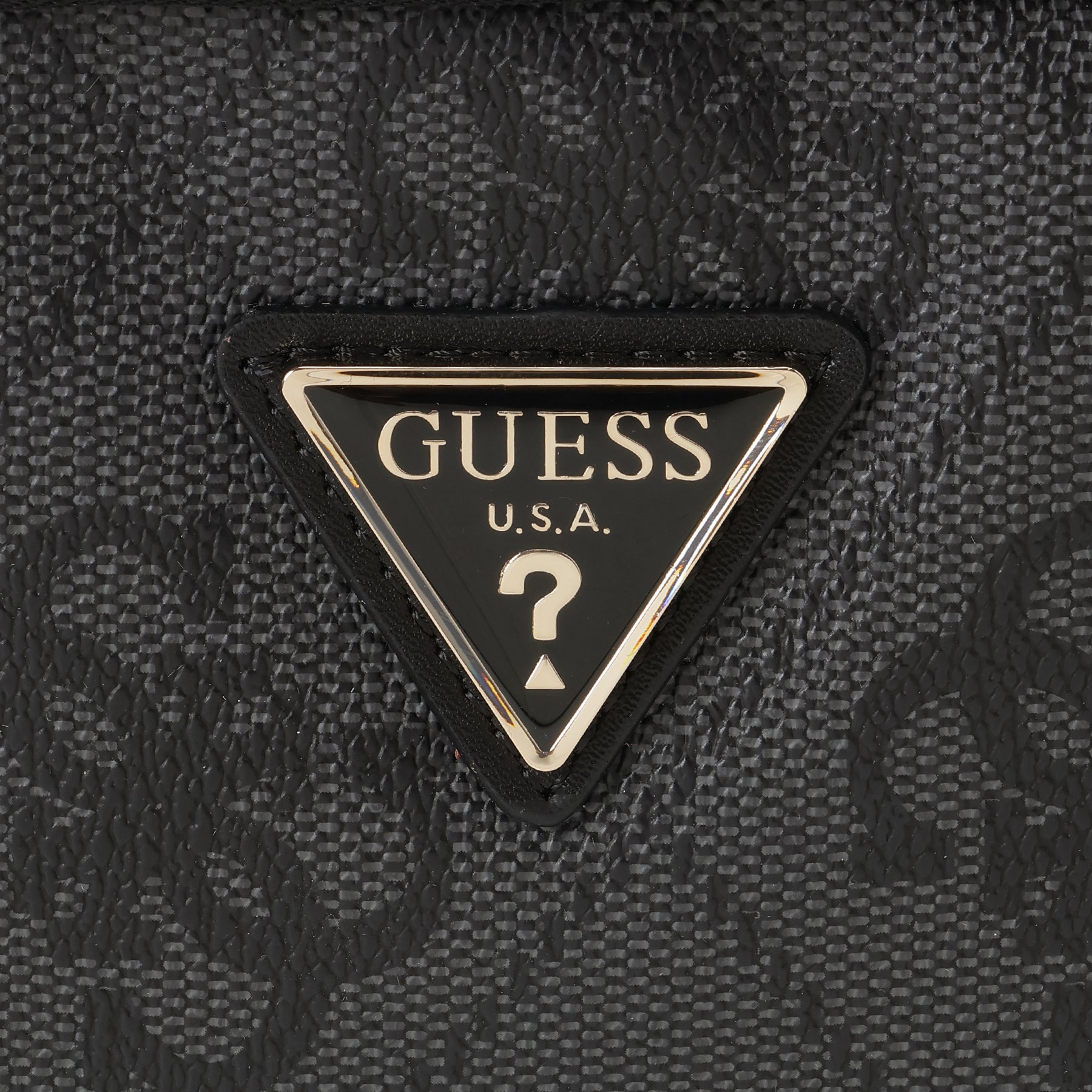 ゲス GUESS BERTA Toiletry Train Case