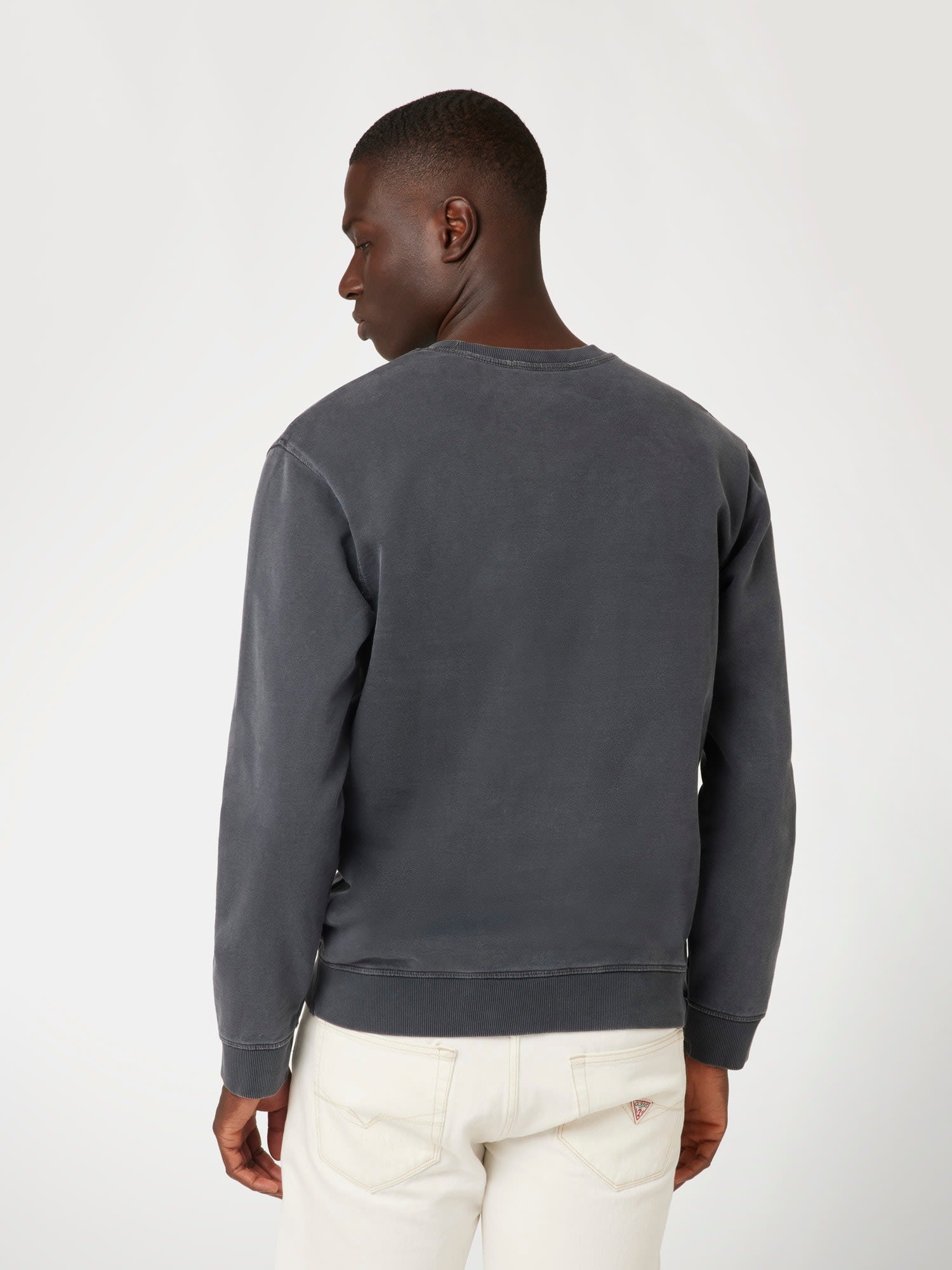 店舗用品 natch7250 GUESS TRIANGLE Patch Cn Sweatshirt