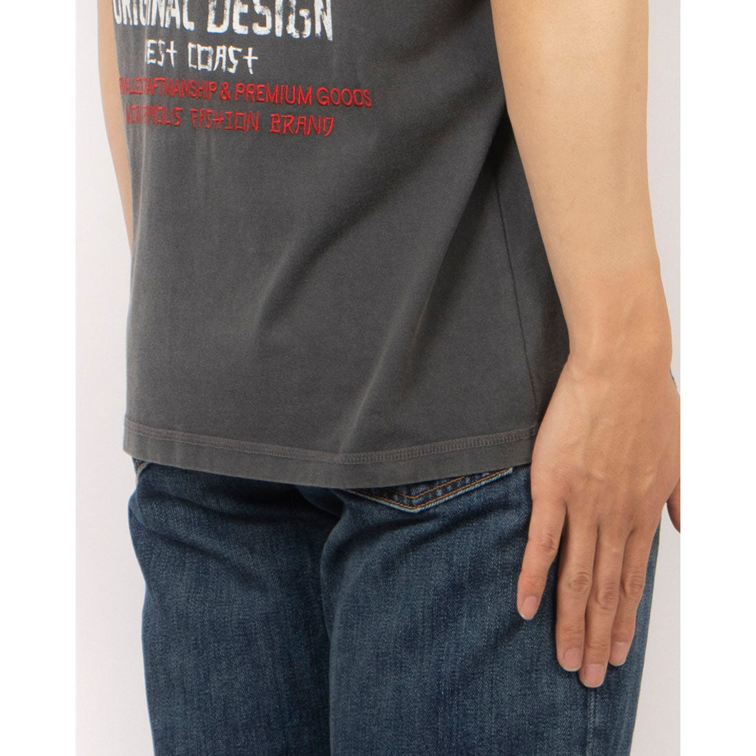 ゲス GUESS SS Cn Treated Flower Tee （G9G3） G9G3
