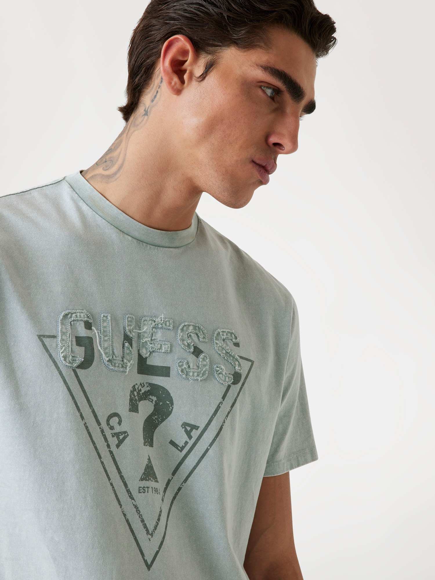 ゲス GUESS SS Bsc Guess Inset Logo Tee （FJZ1） FJZ1