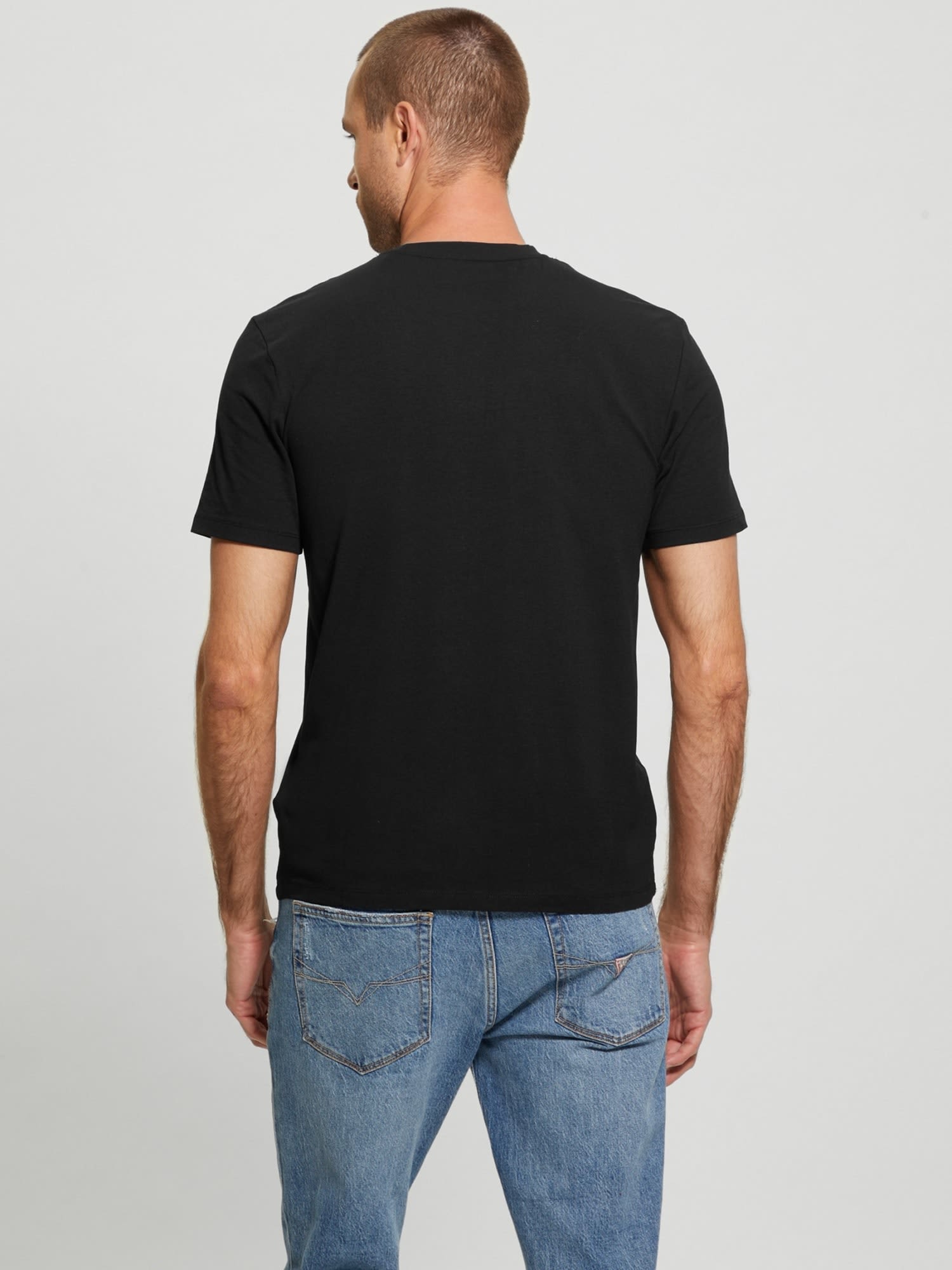 ゲス GUESS HEDLEY Ss T-Shirt （JBLK） JBLK